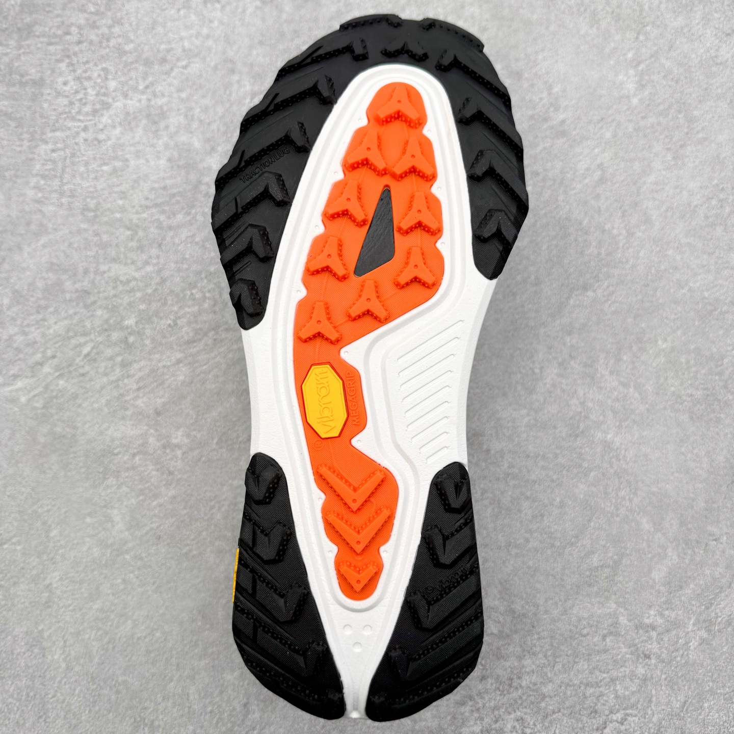 图片[9]-NK ACG ZEGAMA TRAIL 6 网面透气跑步鞋 兼顾迅疾外观和稳固脚感 后跟覆面和中足动态支撑巧妙融合 缔造稳定顺畅的迈步体验 采用密度更高的材料而且去除了前一代中操作的支撑 撑条设计 尺码：39 40 40.5 41 42 42.5 43 44 45-选品中心