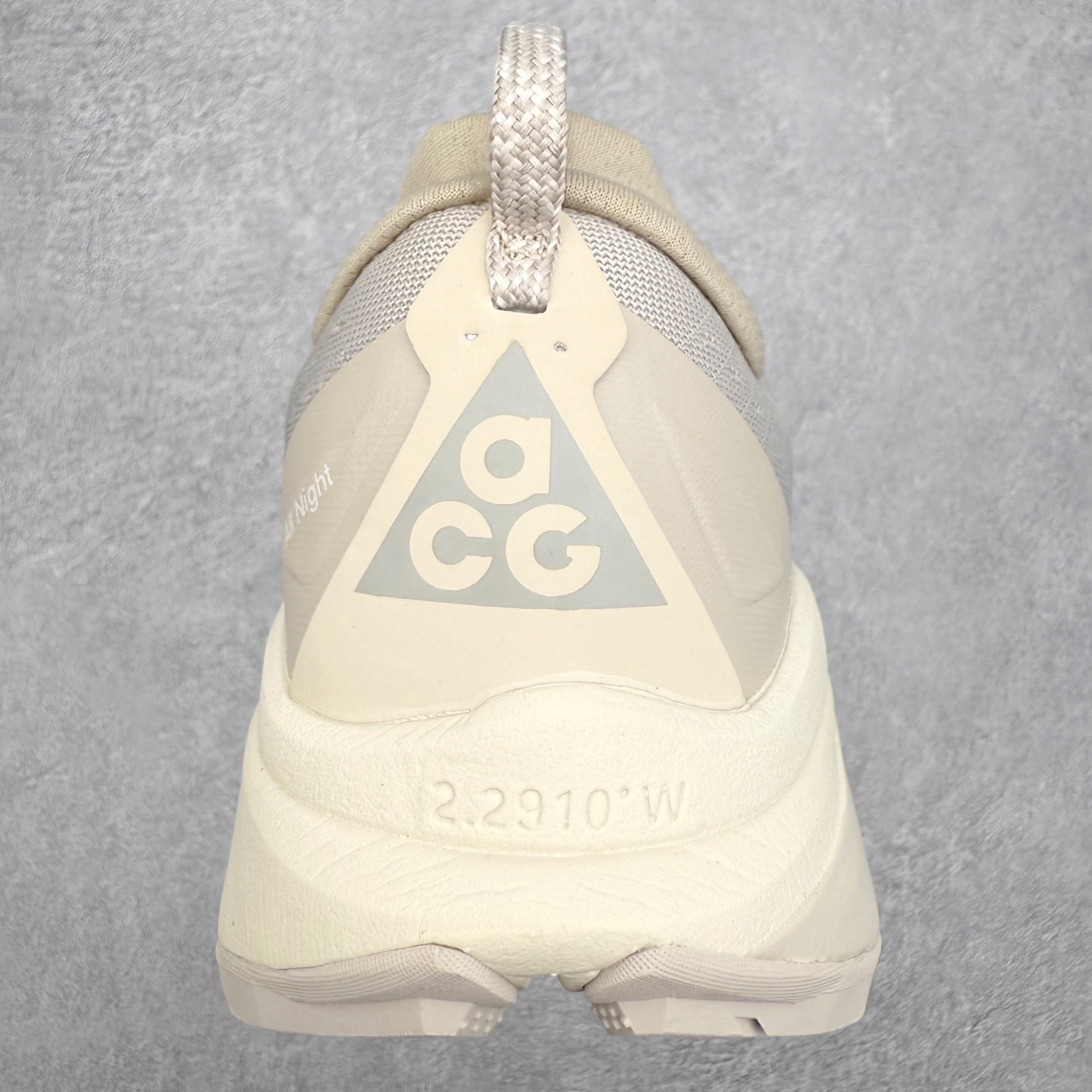 图片[8]-NK ACG ZEGAMA TRAIL 6 网面透气跑步鞋 兼顾迅疾外观和稳固脚感 后跟覆面和中足动态支撑巧妙融合 缔造稳定顺畅的迈步体验 采用密度更高的材料而且去除了前一代中操作的支撑 撑条设计 尺码：39 40 40.5 41 42 42.5 43 44 45-选品中心