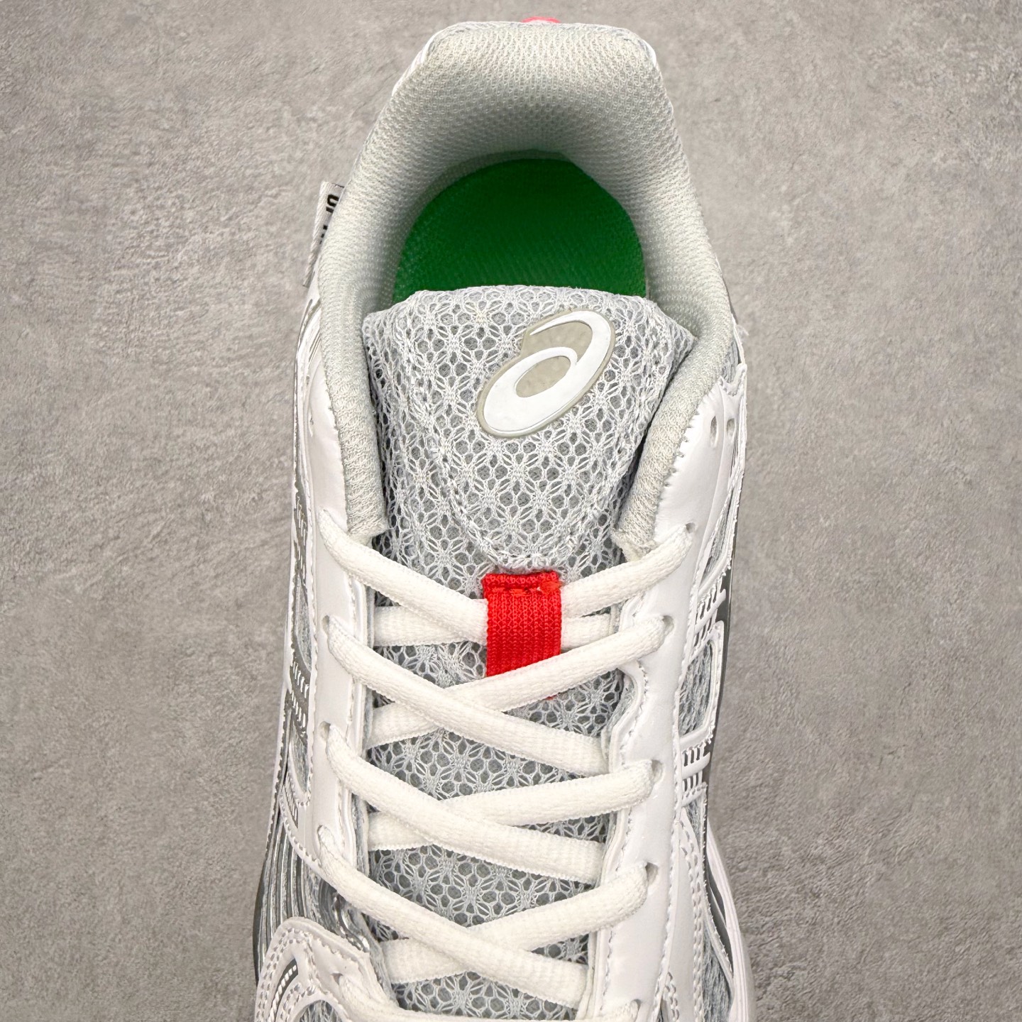 图片[5]-Asics Gel Kayano 12.1 亚瑟士卡亚诺12.1代系列低帮轻量缓震休闲运动跑步鞋 采用环保太空合成革配合透气网眼布鞋面材质 中底3D可视GEL缓震胶效果 升级EVA全新缓震中底部位科技组合耐磨橡胶外底片 尺码：36 37 37.5 38 39 39.5 40.5 41.5 42 42.5 43.5 44 44.5 45-选品中心