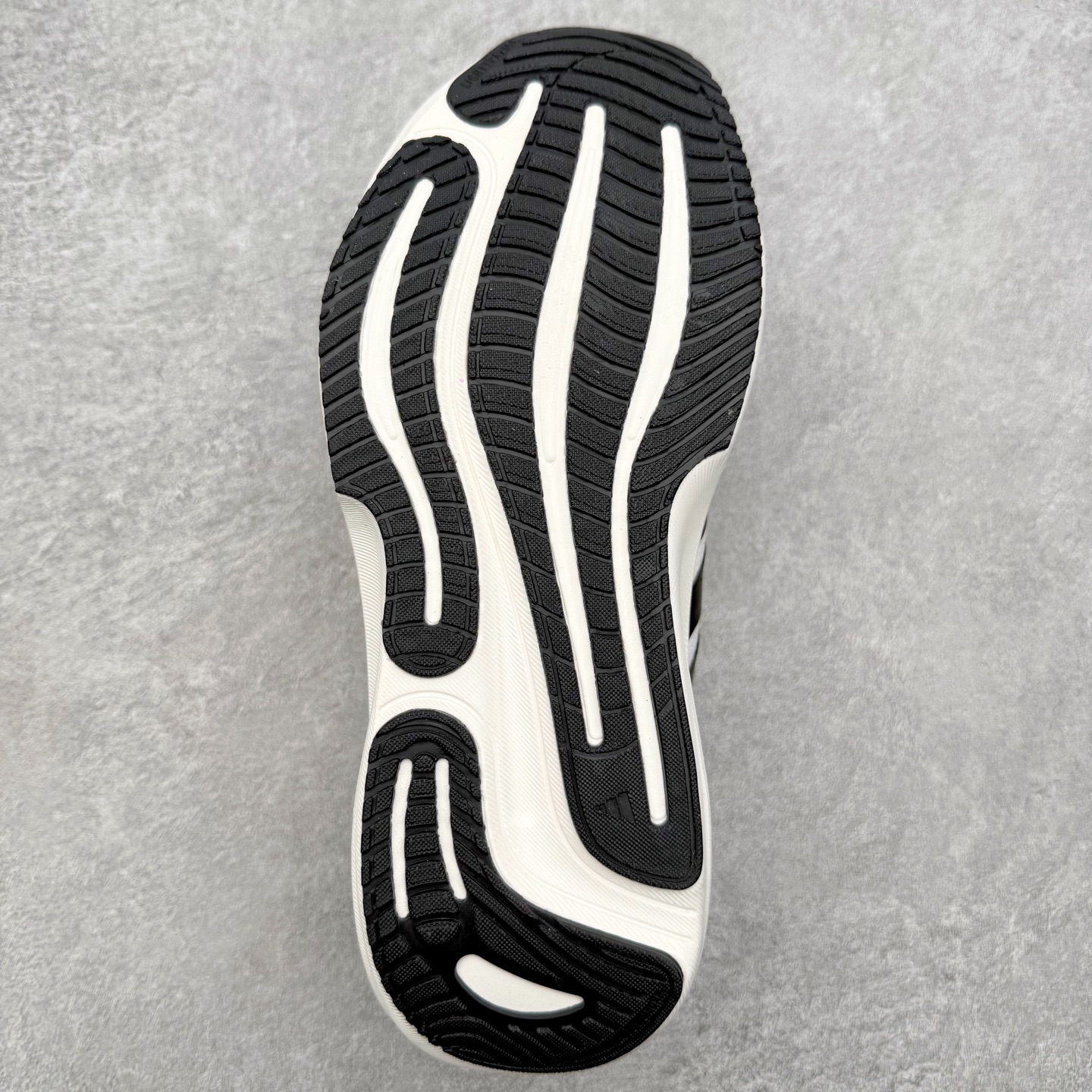 图片[9]-AD Supernova Solution 3 M 防滑耐磨随心畅跑舒适跑步运动鞋 尺码：36 36.5 37.5 38 38.5 39 40 40.5 41 42 42.5 43 44 45-选品中心