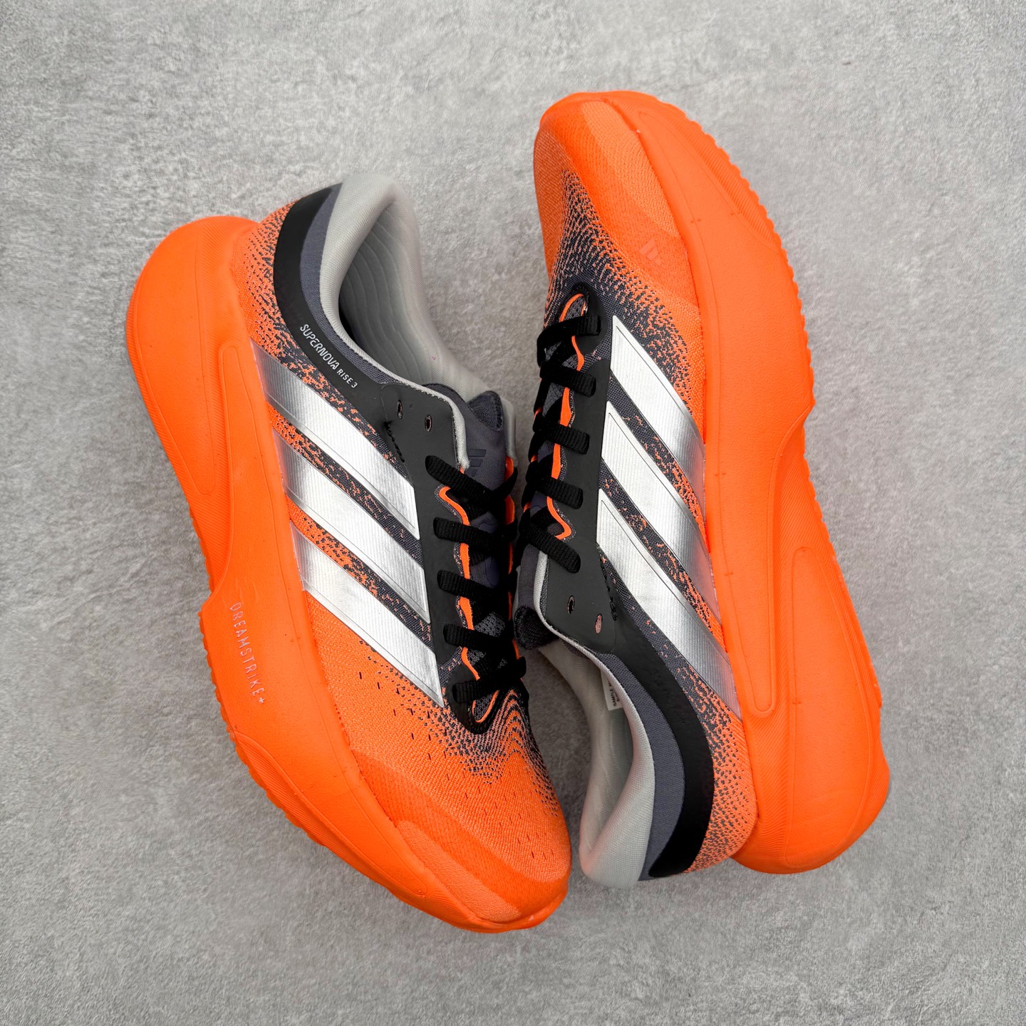 图片[3]-AD Supernova Solution 3 M 防滑耐磨随心畅跑舒适跑步运动鞋 尺码：36 36.5 37.5 38 38.5 39 40 40.5 41 42 42.5 43 44 45-选品中心