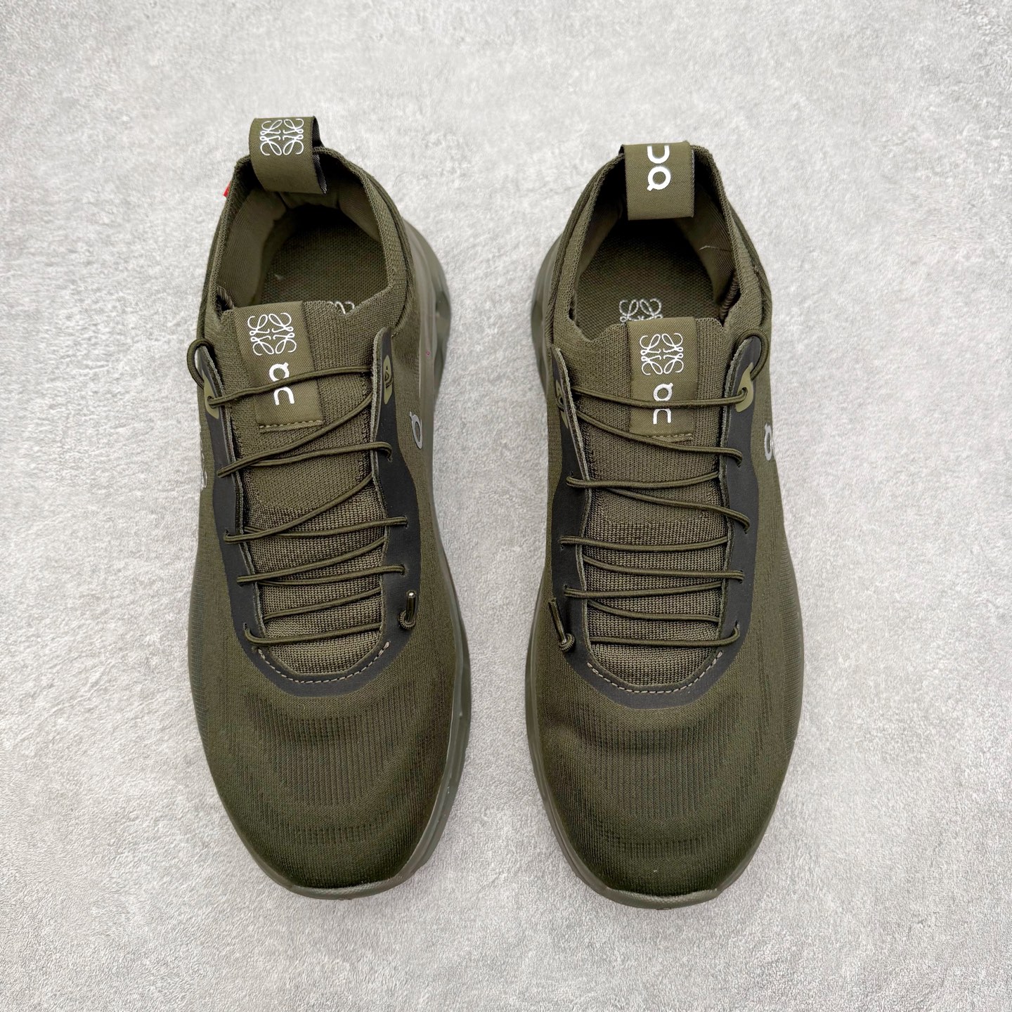 图片[2]-＃福利特价 LOEWE x On Cloudtilt 2.0 昂跑罗意威联名 圆头系带生活休闲鞋 此运动品牌 开创于2010年 缓震着陆、强效回弹、轻柔质感的设计构思始终是ON研制关键 与此同时基于“为全球提供革新性的跑步感受”信念 陆续推出了多款跑鞋及其以专业运动人体跑步工程学为设计关键的功能性跑步服饰设备 让跑者不费力气地畅快畅跑 尺码：36 36.5 37.5 38 38.5 39 40 40.5 41 42 42.5 43 44 44.5 45-选品中心