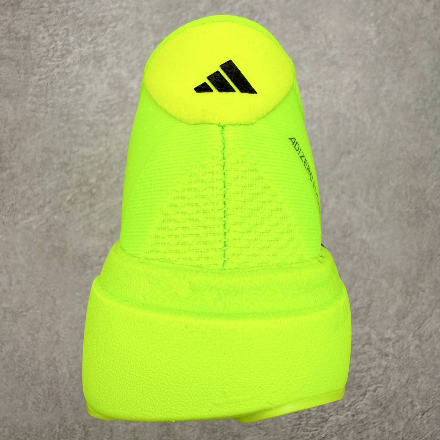 图片[8]-＃福利特价 AD Adizero EVO SL 马拉松竞速专业跑鞋 CELERMESH针织网面非常轻薄 纤维间的缝隙很大 可以保证跑步时的透气、排汗效果 鞋舌直接与两侧的内衬和鞋底连接在一起 在跑步过程中不会被鞋舌的左右移动所困扰 在标准鞋带孔的基础上再拓宽一组鞋带孔 适合不同脚型的需求 突破性 EnergyRods 技术，有助于跑者实现更好的成绩 中底独特的LIGHTSTRIKE PRO泡棉材质 微弹感觉在跑步过程中给予了良好的支撑体验 对于顶级精英和高水平进阶跑者来说 ADIOS PRO是一双值得信赖的竞速比赛用鞋 尺码：36 36.5 37.5 38 38.5 39 40 40.5 41 42 42.5 43 44 44.5 45-选品中心