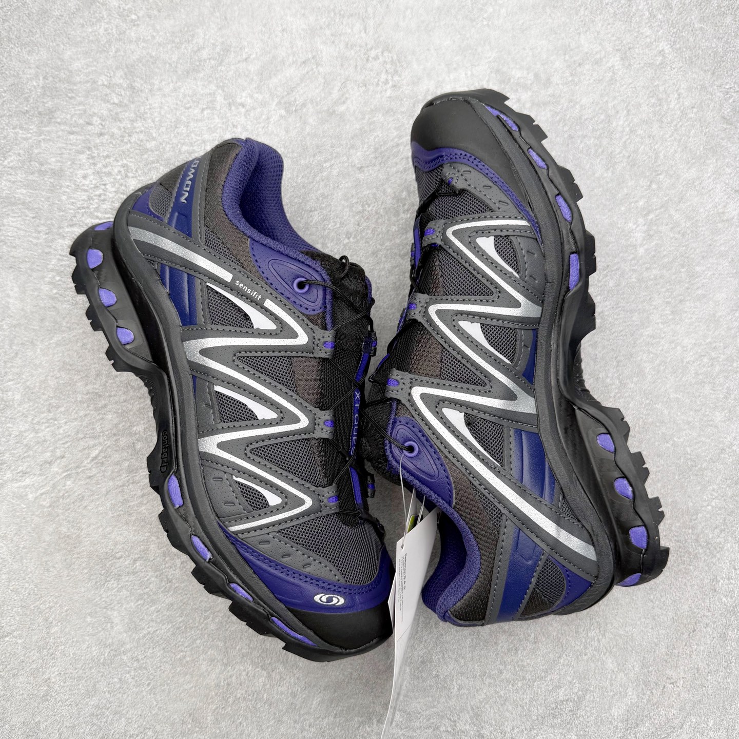 图片[3]-＃绿X/GX Salomon XT-QUEST ADV 萨洛蒙潮流越野机能户外功能鞋 纯原外贸平台特供订单 耗时半年巨作 全套原纸板楦头开发 原厂特供网布配套加持 确保原汁原味 完美呈现版型 原档数据独家私模五层组合大底 男女鞋同步官方开发至46.5 原装Ortholite轻量化鞋垫 中底布带钢印编号 原厂TPU锁扣 进口港宝加持 后跟自然饱满 还原公司包裹性 基于 SALOMON 初代 XT 鞋身造型并搭载 4D ADVANCED CHASSIS™ 大底打造而成 为这款 XT-QUEST 带来了多项足部控制与保护等功能性 如在运动过程中控制左右晃动的过程而提高稳定性、改善长途越野过程中足中到足尖的过渡、提高感知岩石的精确度以抵抗尖锐物体对脚底的伤害以及采用动态缓冲来增强穿着舒适感 从而减轻疲劳感 使 XT-QUEST 成为一双舒适且安全的户外之履 尺码：36 36.5 37.5 38 38.5 39 40 40.5 41 42 42.5 43 44 44.5 45 46 46.5-选品中心