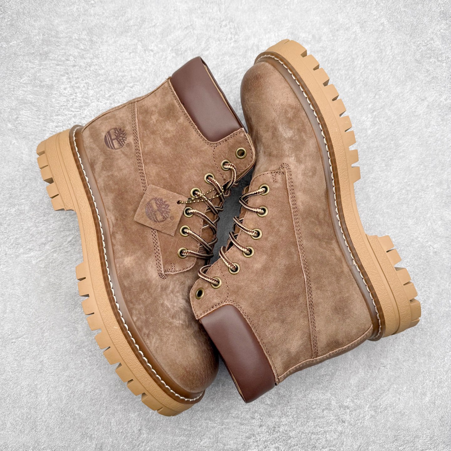 图片[3]-＃福利特价 CAT卡特 户外工装休闲马丁靴大黄靴系列 广东大厂品质 全新工艺升级 全鞋真牛皮材料 大底到五金都是代工厂原材料制作 同原版固特异永不开胶工艺 好货不杀猪 首单质量严格把控 全网独家首发 品质毋庸置疑 全套官网统一包装 今年冬季防寒户外专用 日常随意搭配 尺码：39 40 41 42 43 44（皮鞋码）-选品中心