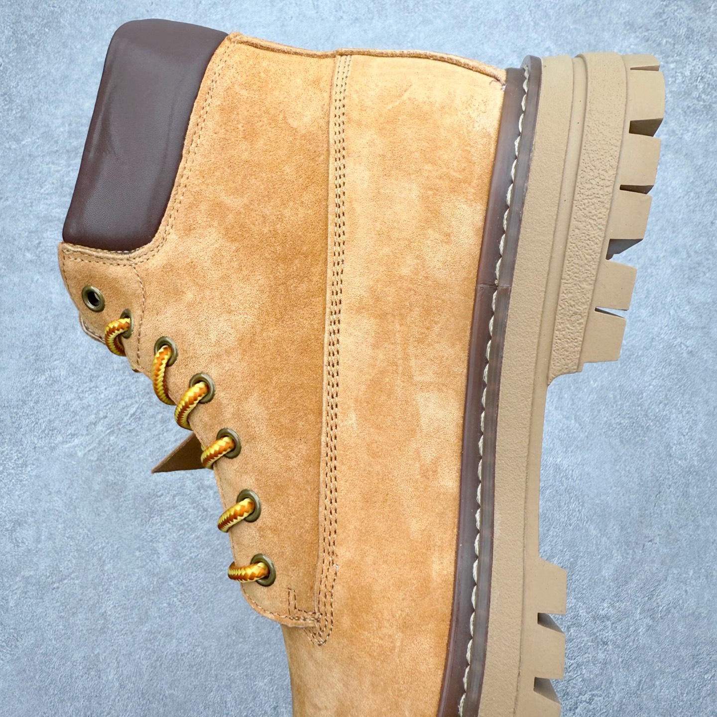 图片[7]-＃福利特价 CAT卡特 户外工装休闲马丁靴大黄靴系列 广东大厂品质 全新工艺升级 全鞋真牛皮材料 大底到五金都是代工厂原材料制作 同原版固特异永不开胶工艺 好货不杀猪 首单质量严格把控 全网独家首发 品质毋庸置疑 全套官网统一包装 今年冬季防寒户外专用 日常随意搭配 尺码：39 40 41 42 43 44（皮鞋码）-选品中心