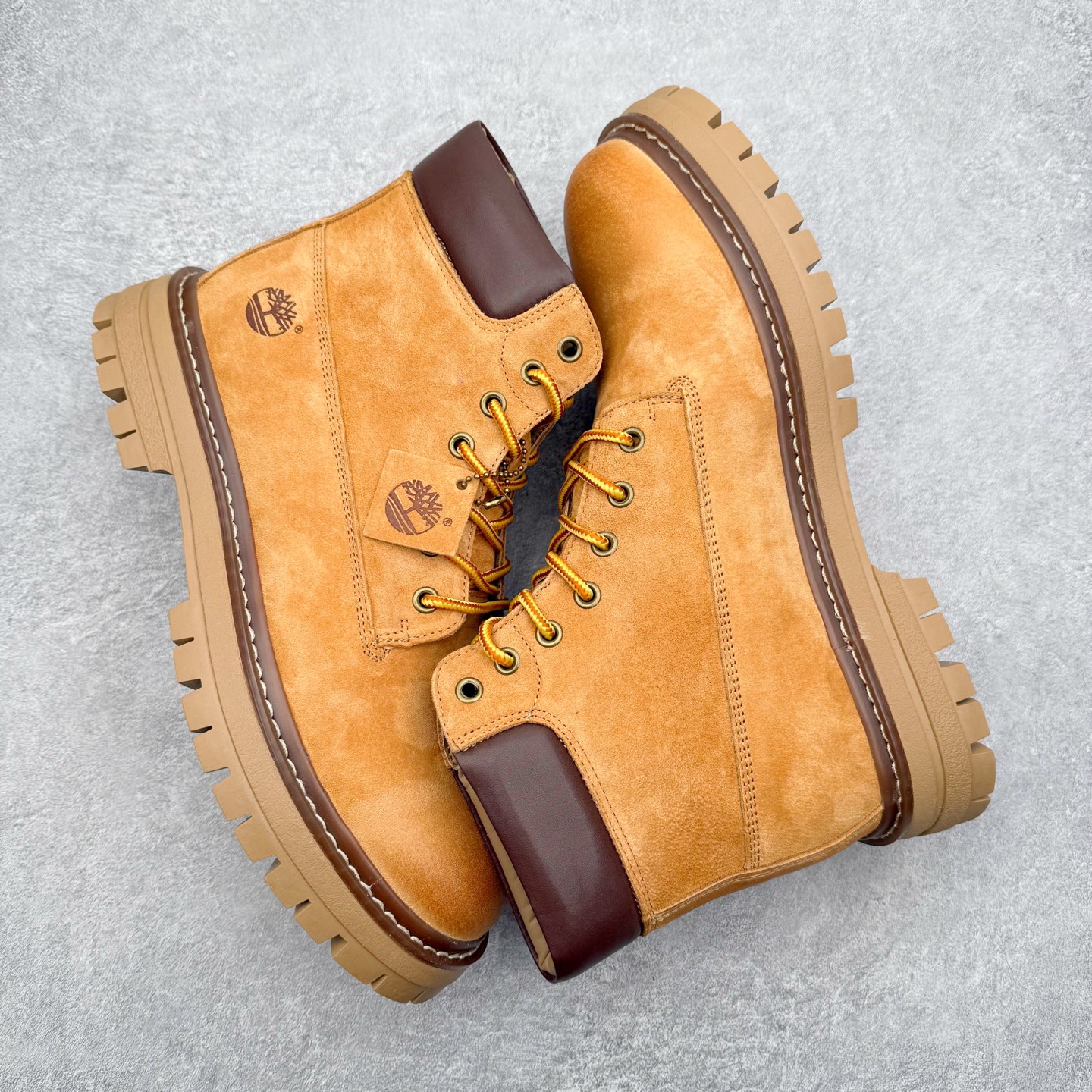 图片[3]-＃福利特价 CAT卡特 户外工装休闲马丁靴大黄靴系列 广东大厂品质 全新工艺升级 全鞋真牛皮材料 大底到五金都是代工厂原材料制作 同原版固特异永不开胶工艺 好货不杀猪 首单质量严格把控 全网独家首发 品质毋庸置疑 全套官网统一包装 今年冬季防寒户外专用 日常随意搭配 尺码：39 40 41 42 43 44（皮鞋码）-选品中心