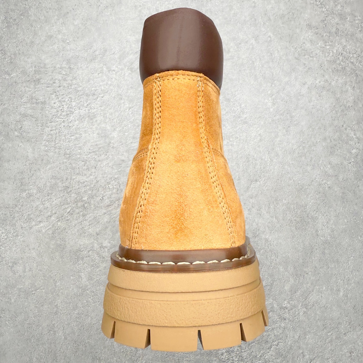 图片[8]-＃福利特价 CAT卡特 户外工装休闲马丁靴大黄靴系列 广东大厂品质 全新工艺升级 全鞋真牛皮材料 大底到五金都是代工厂原材料制作 同原版固特异永不开胶工艺 好货不杀猪 首单质量严格把控 全网独家首发 品质毋庸置疑 全套官网统一包装 今年冬季防寒户外专用 日常随意搭配 尺码：39 40 41 42 43 44（皮鞋码）-选品中心