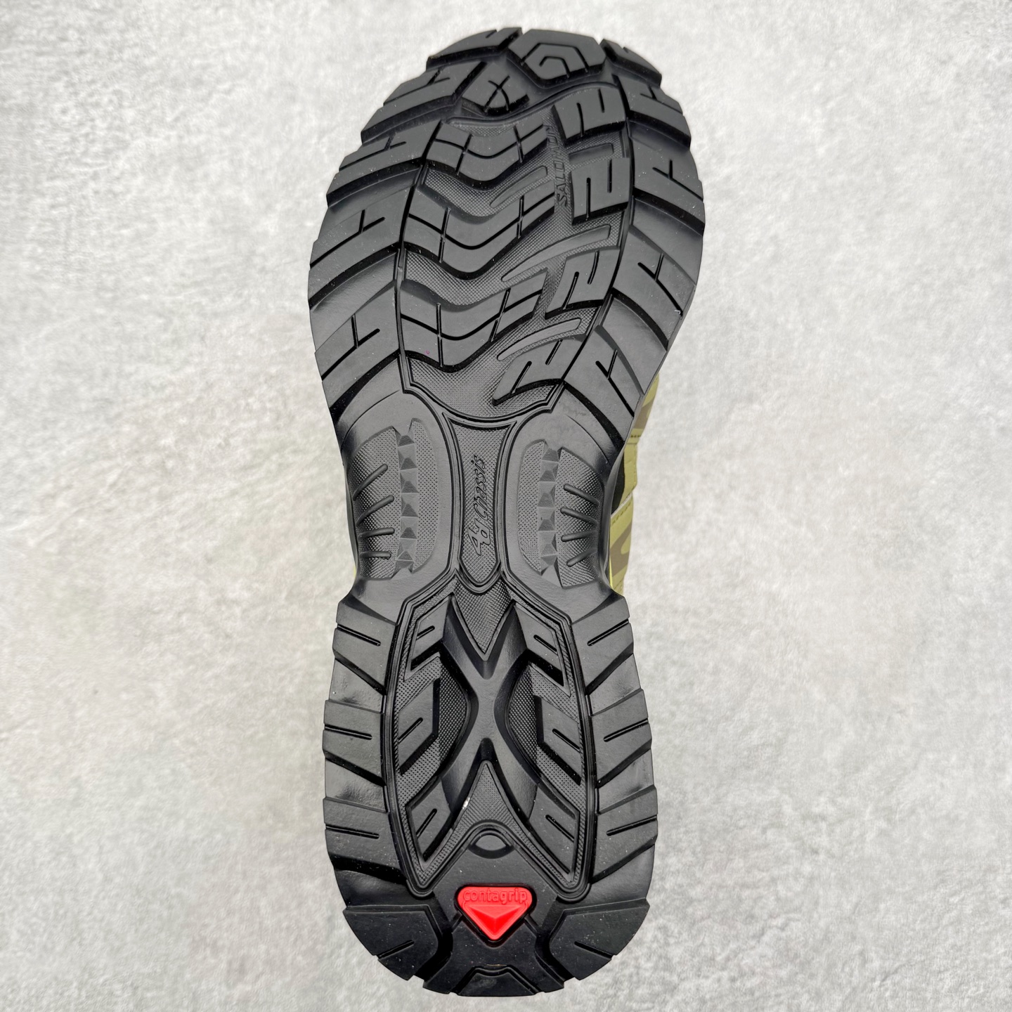 图片[9]-＃绿X/GX Salomon XT-QUEST ADV 萨洛蒙潮流越野机能户外功能鞋 纯原外贸平台特供订单 耗时半年巨作 全套原纸板楦头开发 原厂特供网布配套加持 确保原汁原味 完美呈现版型 原档数据独家私模五层组合大底 男女鞋同步官方开发至46.5 原装Ortholite轻量化鞋垫 中底布带钢印编号 原厂TPU锁扣 进口港宝加持 后跟自然饱满 还原公司包裹性 基于 SALOMON 初代 XT 鞋身造型并搭载 4D ADVANCED CHASSIS™ 大底打造而成 为这款 XT-QUEST 带来了多项足部控制与保护等功能性 如在运动过程中控制左右晃动的过程而提高稳定性、改善长途越野过程中足中到足尖的过渡、提高感知岩石的精确度以抵抗尖锐物体对脚底的伤害以及采用动态缓冲来增强穿着舒适感 从而减轻疲劳感 使 XT-QUEST 成为一双舒适且安全的户外之履 尺码：36 36.5 37.5 38 38.5 39 40 40.5 41 42 42.5 43 44 44.5 45 46 46.5-选品中心