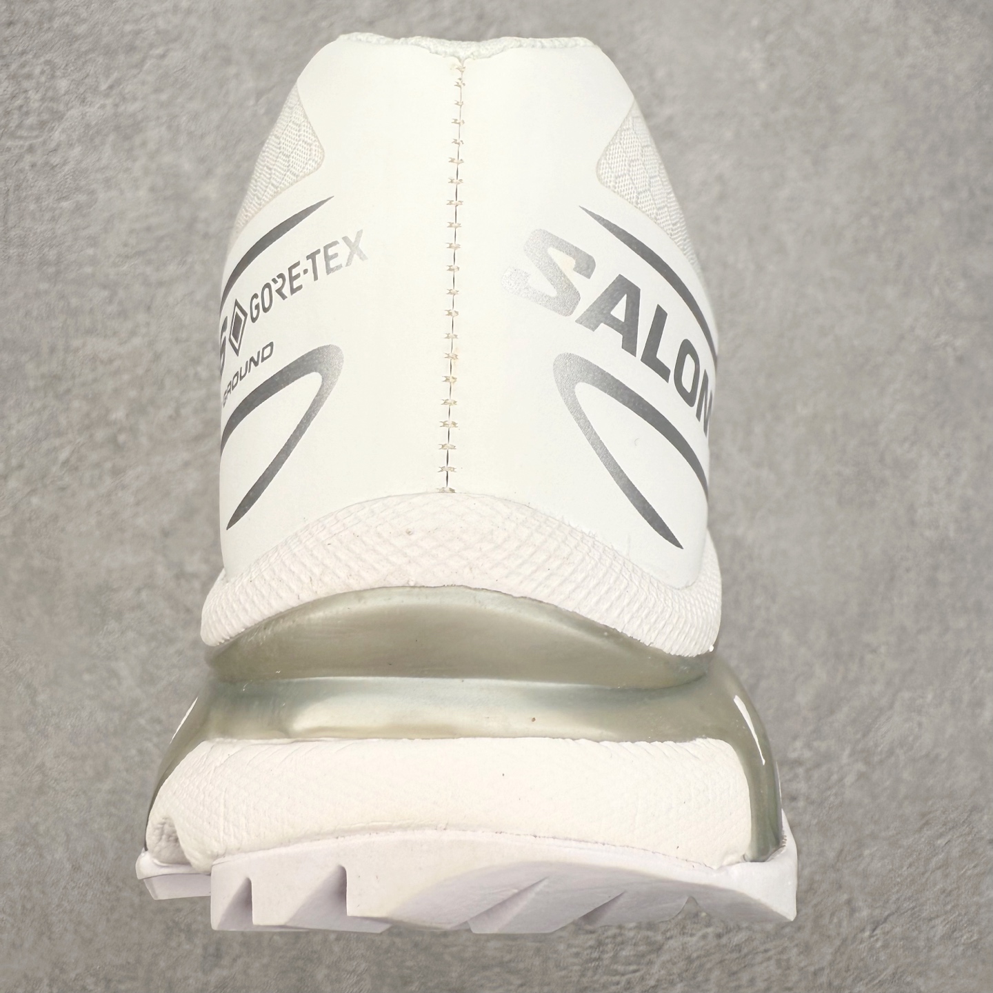 图片[8]-＃绿X/GX Salomon XT-6 萨洛蒙复古潮流户外机能登山跑鞋 纯原外贸平台特供订单 耗时半年巨作 全套原纸板楦头开发 原厂特供网布配套加持 确保原汁原味 完美呈现版型 原档数据独家私模五层组合大底 男女鞋同步官方开发至46.5 原装Ortholite轻量化鞋垫 中底布带钢印编号 原厂TPU锁扣 进口港宝加持 后跟自然饱满 还原公司包裹性 鞋面以“锯齿”状的包裹系统呈现 在基色底之下加入了各种色点缀 将公司的最新技术和时尚前卫的造型融入耐用的长跑款式中 鞋面由 TPU 薄膜制成 并焊接在高耐磨网眼上 使其既时尚又坚固 由 ACS底盘支撑 可增强稳定性和支撑力 以及由橡胶凸耳 Contragrip外底覆盖的 EVA 缓冲中底 旨在应对崎岖的地形 鞋舌上的彩色Salomon 标签、Quicklace 系统以及鞋头、鞋舌和鞋跟上的附加品牌使细节更加完美 让穿着者可以轻松驾驭户外与通勤下的任何运动生活场景 无缝鞋身户外随意纵横 颜值与脚感兼备 出街通勤 绝对非常吸睛 你值得拥有 尺码：36 36.5 37.5 38 38.5 39 40 40.5 41 42 42.5 43 44 44.5 45 46 46.5 注意：偏小1码-选品中心