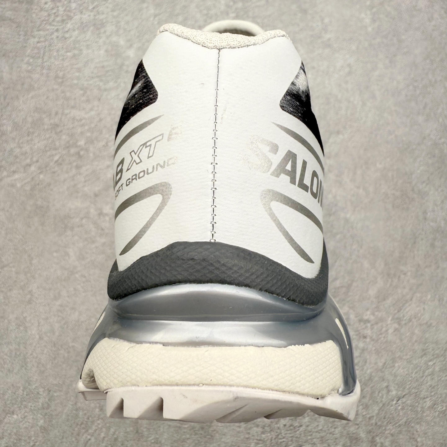 图片[8]-＃绿X/GX Salomon XT-6 萨洛蒙复古潮流户外机能登山跑鞋 纯原外贸平台特供订单 耗时半年巨作 全套原纸板楦头开发 原厂特供网布配套加持 确保原汁原味 完美呈现版型 原档数据独家私模五层组合大底 男女鞋同步官方开发至46.5 原装Ortholite轻量化鞋垫 中底布带钢印编号 原厂TPU锁扣 进口港宝加持 后跟自然饱满 还原公司包裹性 鞋面以“锯齿”状的包裹系统呈现 在基色底之下加入了各种色点缀 将公司的最新技术和时尚前卫的造型融入耐用的长跑款式中 鞋面由 TPU 薄膜制成 并焊接在高耐磨网眼上 使其既时尚又坚固 由 ACS底盘支撑 可增强稳定性和支撑力 以及由橡胶凸耳 Contragrip外底覆盖的 EVA 缓冲中底 旨在应对崎岖的地形 鞋舌上的彩色Salomon 标签、Quicklace 系统以及鞋头、鞋舌和鞋跟上的附加品牌使细节更加完美 让穿着者可以轻松驾驭户外与通勤下的任何运动生活场景 无缝鞋身户外随意纵横 颜值与脚感兼备 出街通勤 绝对非常吸睛 你值得拥有 尺码：36 36.5 37.5 38 38.5 39 40 40.5 41 42 42.5 43 44 44.5 45 46 46.5 注意：偏小1码-选品中心