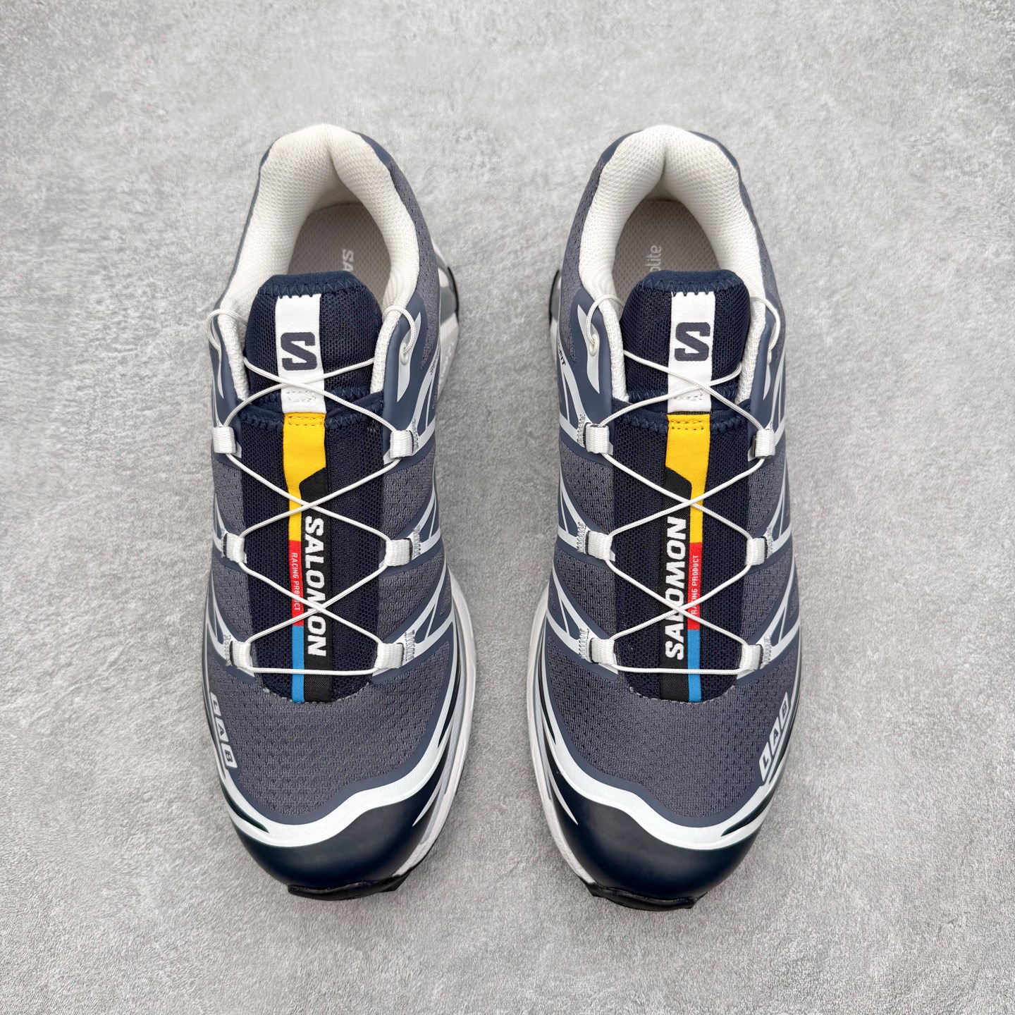 图片[2]-＃绿X/GX Salomon XT-6 萨洛蒙复古潮流户外机能登山跑鞋 纯原外贸平台特供订单 耗时半年巨作 全套原纸板楦头开发 原厂特供网布配套加持 确保原汁原味 完美呈现版型 原档数据独家私模五层组合大底 男女鞋同步官方开发至46.5 原装Ortholite轻量化鞋垫 中底布带钢印编号 原厂TPU锁扣 进口港宝加持 后跟自然饱满 还原公司包裹性 鞋面以“锯齿”状的包裹系统呈现 在基色底之下加入了各种色点缀 将公司的最新技术和时尚前卫的造型融入耐用的长跑款式中 鞋面由 TPU 薄膜制成 并焊接在高耐磨网眼上 使其既时尚又坚固 由 ACS底盘支撑 可增强稳定性和支撑力 以及由橡胶凸耳 Contragrip外底覆盖的 EVA 缓冲中底 旨在应对崎岖的地形 鞋舌上的彩色Salomon 标签、Quicklace 系统以及鞋头、鞋舌和鞋跟上的附加品牌使细节更加完美 让穿着者可以轻松驾驭户外与通勤下的任何运动生活场景 无缝鞋身户外随意纵横 颜值与脚感兼备 出街通勤 绝对非常吸睛 你值得拥有 尺码：36 36.5 37.5 38 38.5 39 40 40.5 41 42 42.5 43 44 44.5 45 46 46.5 注意：偏小1码-选品中心