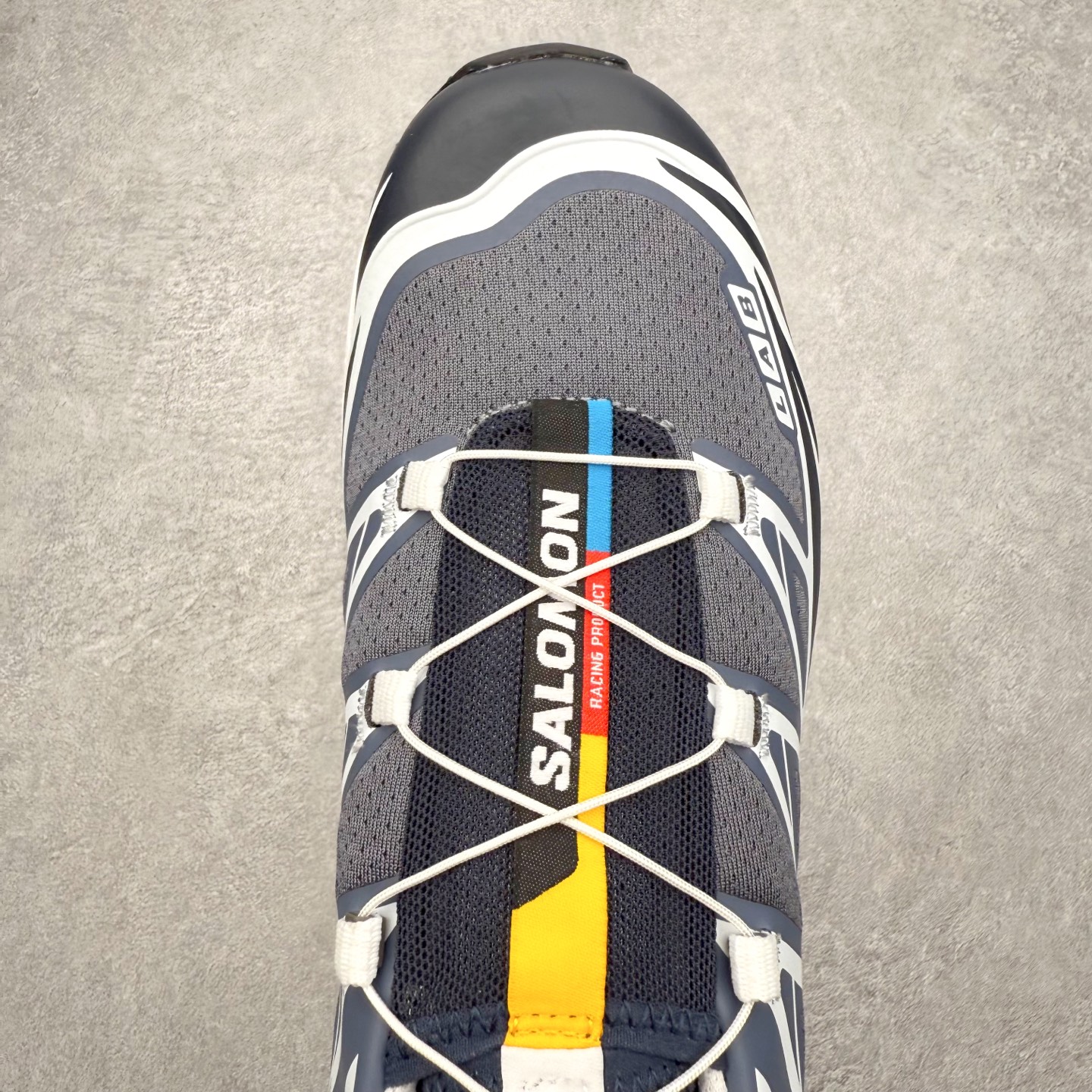 图片[4]-＃绿X/GX Salomon XT-6 萨洛蒙复古潮流户外机能登山跑鞋 纯原外贸平台特供订单 耗时半年巨作 全套原纸板楦头开发 原厂特供网布配套加持 确保原汁原味 完美呈现版型 原档数据独家私模五层组合大底 男女鞋同步官方开发至46.5 原装Ortholite轻量化鞋垫 中底布带钢印编号 原厂TPU锁扣 进口港宝加持 后跟自然饱满 还原公司包裹性 鞋面以“锯齿”状的包裹系统呈现 在基色底之下加入了各种色点缀 将公司的最新技术和时尚前卫的造型融入耐用的长跑款式中 鞋面由 TPU 薄膜制成 并焊接在高耐磨网眼上 使其既时尚又坚固 由 ACS底盘支撑 可增强稳定性和支撑力 以及由橡胶凸耳 Contragrip外底覆盖的 EVA 缓冲中底 旨在应对崎岖的地形 鞋舌上的彩色Salomon 标签、Quicklace 系统以及鞋头、鞋舌和鞋跟上的附加品牌使细节更加完美 让穿着者可以轻松驾驭户外与通勤下的任何运动生活场景 无缝鞋身户外随意纵横 颜值与脚感兼备 出街通勤 绝对非常吸睛 你值得拥有 尺码：36 36.5 37.5 38 38.5 39 40 40.5 41 42 42.5 43 44 44.5 45 46 46.5 注意：偏小1码-选品中心