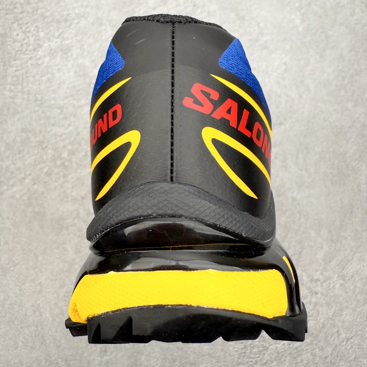 图片[8]-＃绿X/GX Salomon XT-6 萨洛蒙复古潮流户外机能登山跑鞋 纯原外贸平台特供订单 耗时半年巨作 全套原纸板楦头开发 原厂特供网布配套加持 确保原汁原味 完美呈现版型 原档数据独家私模五层组合大底 男女鞋同步官方开发至46.5 原装Ortholite轻量化鞋垫 中底布带钢印编号 原厂TPU锁扣 进口港宝加持 后跟自然饱满 还原公司包裹性 鞋面以“锯齿”状的包裹系统呈现 在基色底之下加入了各种色点缀 将公司的最新技术和时尚前卫的造型融入耐用的长跑款式中 鞋面由 TPU 薄膜制成 并焊接在高耐磨网眼上 使其既时尚又坚固 由 ACS底盘支撑 可增强稳定性和支撑力 以及由橡胶凸耳 Contragrip外底覆盖的 EVA 缓冲中底 旨在应对崎岖的地形 鞋舌上的彩色Salomon 标签、Quicklace 系统以及鞋头、鞋舌和鞋跟上的附加品牌使细节更加完美 让穿着者可以轻松驾驭户外与通勤下的任何运动生活场景 无缝鞋身户外随意纵横 颜值与脚感兼备 出街通勤 绝对非常吸睛 你值得拥有 尺码：36 36.5 37.5 38 38.5 39 40 40.5 41 42 42.5 43 44 44.5 45 46 46.5 注意：偏小1码-选品中心