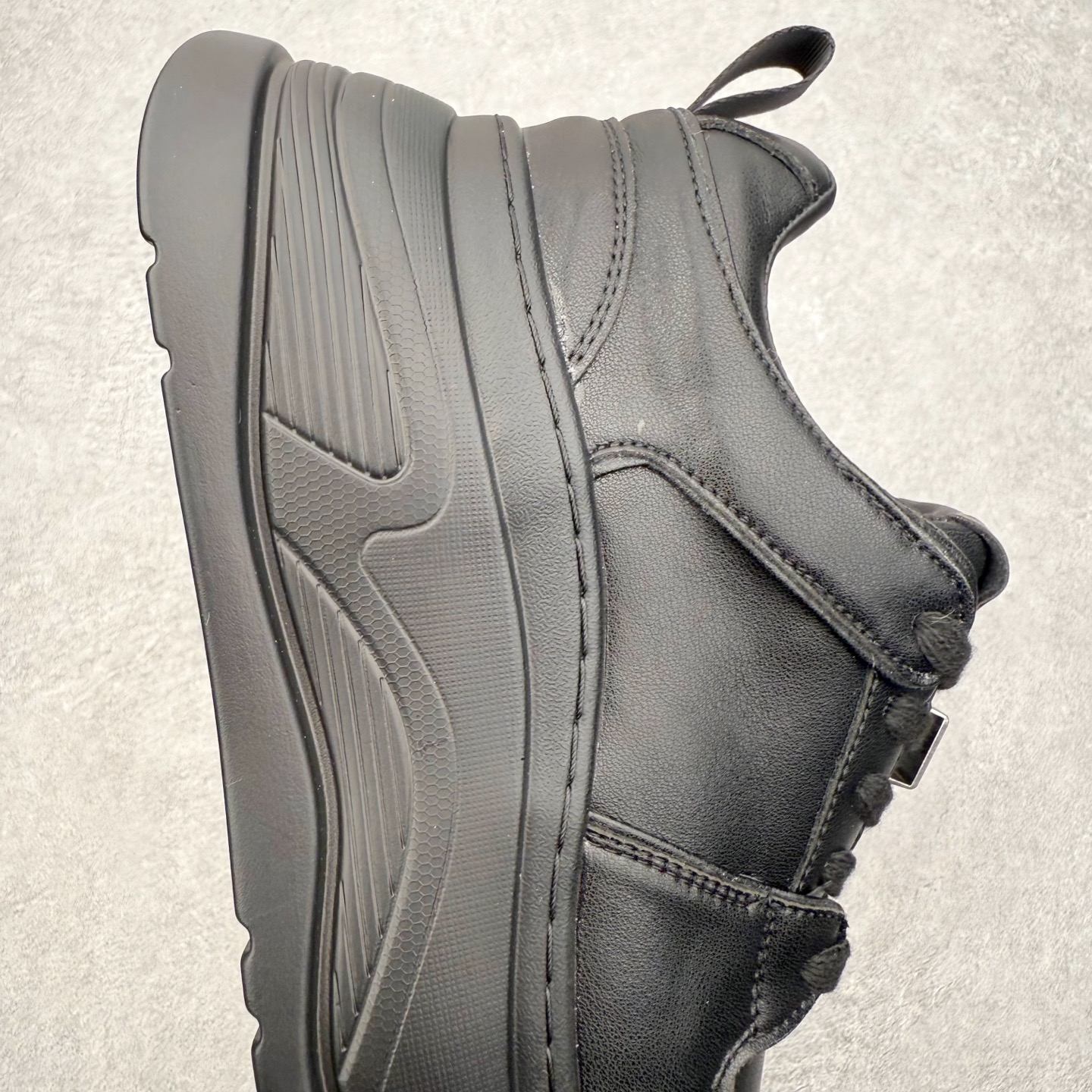 图片[6]-GG-CC赵露思2025新款厚底增高休闲运动老爹鞋系列 广东大厂出品 7CM厚底增高 星河粒子 银白粉色 银角大王 完美细节 25ss春季新款厚底增高 大长腿 时髦look轻松定格 不费力展现率性氛围 高档银盒 酷帅机能风不规则设计大底 拼色造型设计 轻便舒适百搭 GGCC银白配色好温柔 三层组合月牙底 柔软有弹性的月牙底和增加舒适度显腿长的7cm增高 长时间走路和站立都不累脚舒适度和少女感 厚底增高 不管怎么搭都好看~尺码：35 36 37 38 39 40-选品中心