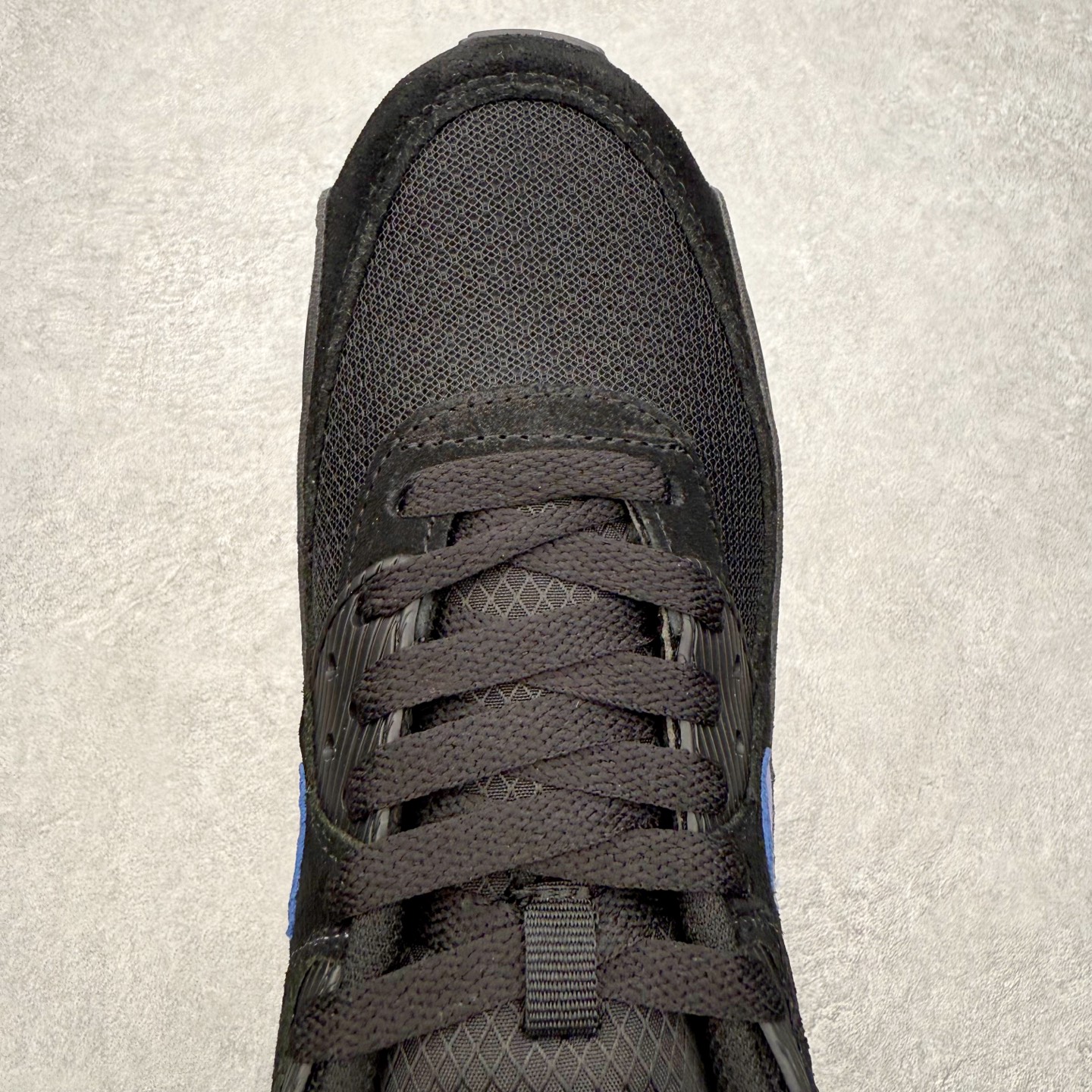 图片[4]-＃MX版 NK Air MAX 90 气垫复古减震跑步鞋 DM0029-021 经典重温 独家陆续补货 外单专供大厂出品 品质稳定 一百余色 终端操作 Air Max 90于1990年推出 来自Air Max系列 在Air Max 1的基础上改进而得 增加了气垫面积 外型上也更为流线 最特別的就是加入了菱纹塑胶嵌板 为Air Max 90增添了许多潮流气息 皮革鞋面 造就出色耐穿性和支撑力 Max Air缓震配置搭配泡棉中底 令Air Max 90轻盈而舒适 华夫格橡胶外底 铸就Air Max 90非凡的抓地力 而Air Max 90不仅是一双跑鞋 它成功跨越了时间的演进 成为了球鞋文化与潮流圈中最熟为人知的鞋款之一 尺码：36 36.5 37.5 38 38.5 39 40 40.5 41 42 42.5 43 44 44.5 45-选品中心