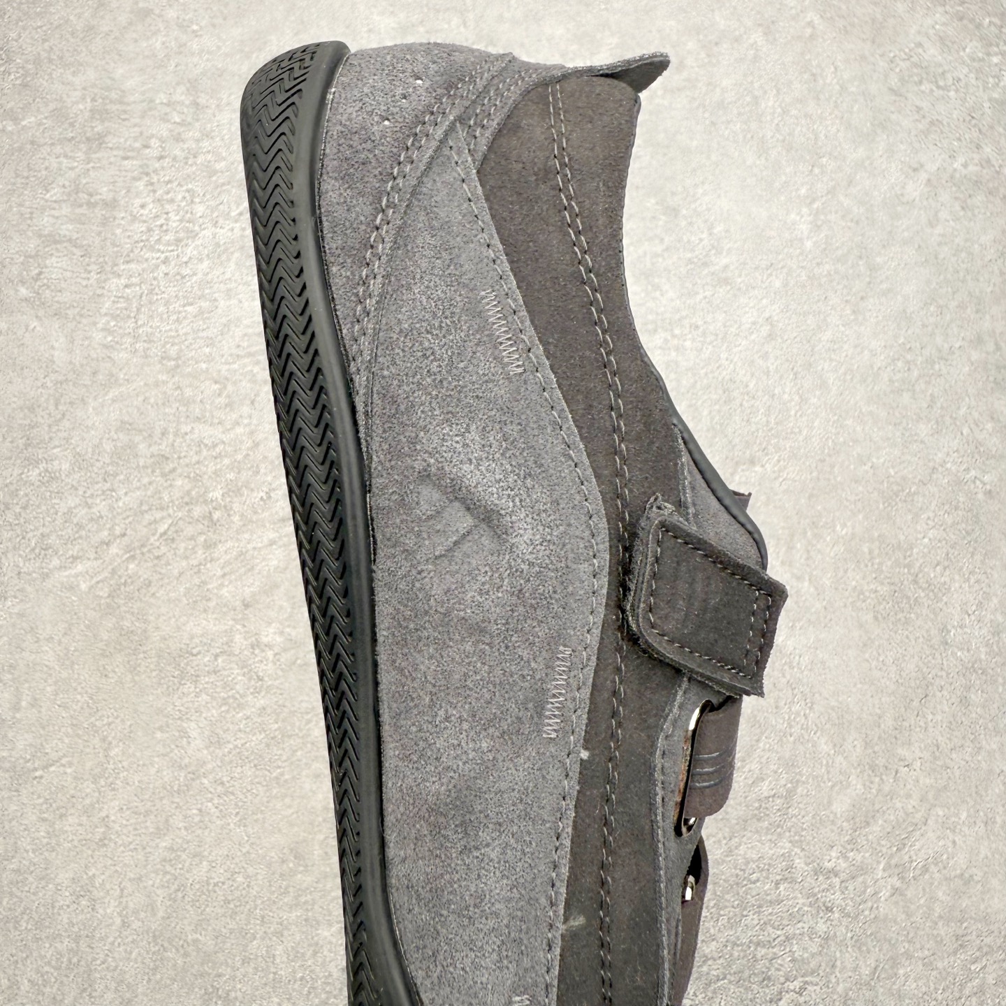 图片[6]-AD FOS URBAN REVERIE 舒适百搭 耐磨 低帮 生活休闲鞋 KJ9089 实拍调校N版已经零色差零失真 百分百还原实物色彩所见即所得 不存在货不对板色差等低级问题 选购参考实物拍摄 不混卖不参货 只用心做好货严格选品 承诺混一赔十 尺码：36 36.5 37.5 38 38.5 39 40 40.5 41 42 42.5 43 44 44.5 45-选品中心