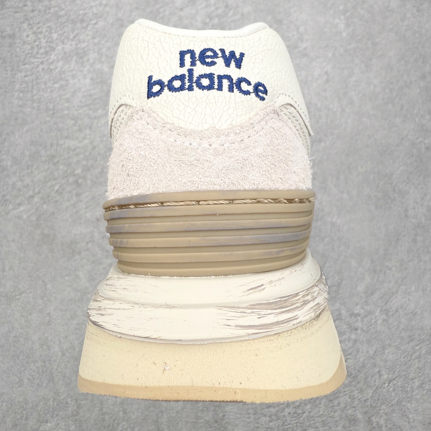 图片[8]-NB新百伦New Balance U574升级版系列低帮复古休闲运动慢跑鞋 新版NB574，妥妥美产既视感有木有。相较传统574，新版鞋跟及鞋面设计自带9系美产既视感！鞋面、内衬质感以及穿着体验更加！鞋型更流畅和饱满,鞋底增添了风格的多样化!底部升级橡胶颗粒大底,更防滑耐磨,上脚后感觉柔软且舒适。尺码：36 36.5 37.5 38 38.5 39.5 40 40.5 41.5 42 42.5 43 44 45-选品中心