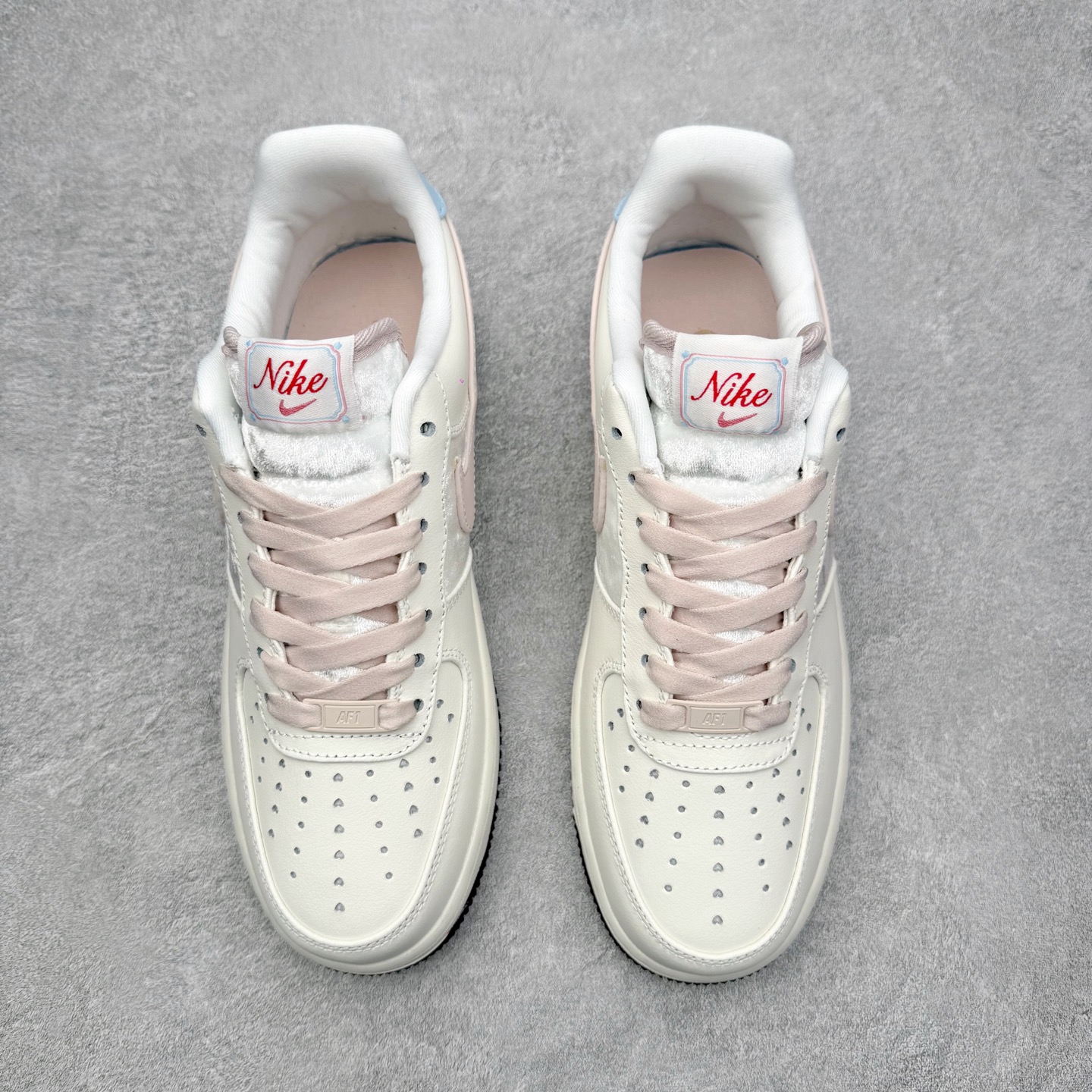 图片[2]-NK Air Force 1´07 Low 空军一号低帮百搭休闲运动板鞋 IQ4937-161 柔软、弹性十足的缓震性能和出色的中底设计 横跨复古与现代的外型结合 造就出风靡全球 三十多年的Force 1 直到今天还深受青睐 实拍调校N版已经零色差零失真 百分百还原实物色彩所见即所得 不存在货不对板色差等低级问题 选购参考实物拍摄 不混卖不参货 只用心做好货严格选品 承诺混一赔十 尺码：36 36.5 37.5 38 38.5 39 40 40.5 41 42 42.5 43 44 44.5 45-选品中心