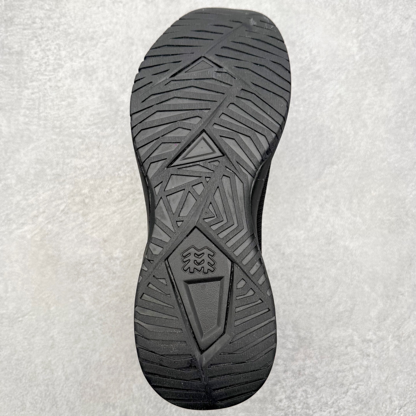 图片[9]-可隆KOLON SPORT ELEMENT EX舒适百搭 生活休闲鞋 KOLON SPORT 可隆1973年诞生，并首次推出登山装备。自创立起，KOLON SPORT就把绿色定为基本色调，以常青树为品牌标志，坚持以关爱自然为己任，积极探求自然界的舒适，并以此应用于新产品的开发与研究。40多年来，历经不断革新，成就高端专业户外品牌。实拍调校N版已经零色差零失真 百分百还原实物色彩所见即所得 不存在货不对板色差等低级问题 选购参考实物拍摄 不混卖不参货 只用心做好货严格选品 承诺混一赔十 尺码：36 36.5 37.5 38 38.5 39 40 40.5 41 42 42.5 43 44 44.5 45-选品中心