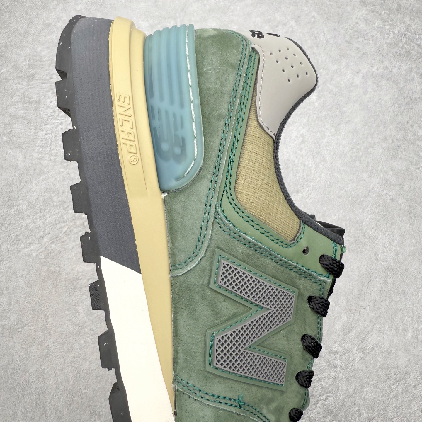 图片[6]-NB新百伦New Balance U574升级版系列低帮复古休闲运动慢跑鞋 新版NB574，妥妥美产既视感有木有。相较传统574，新版鞋跟及鞋面设计自带9系美产既视感！鞋面、内衬质感以及穿着体验更加！鞋型更流畅和饱满,鞋底增添了风格的多样化!底部升级橡胶颗粒大底,更防滑耐磨,上脚后感觉柔软且舒适。尺码：36 36.5 37.5 38 38.5 39.5 40 40.5 41.5 42 42.5 43 44 45-选品中心