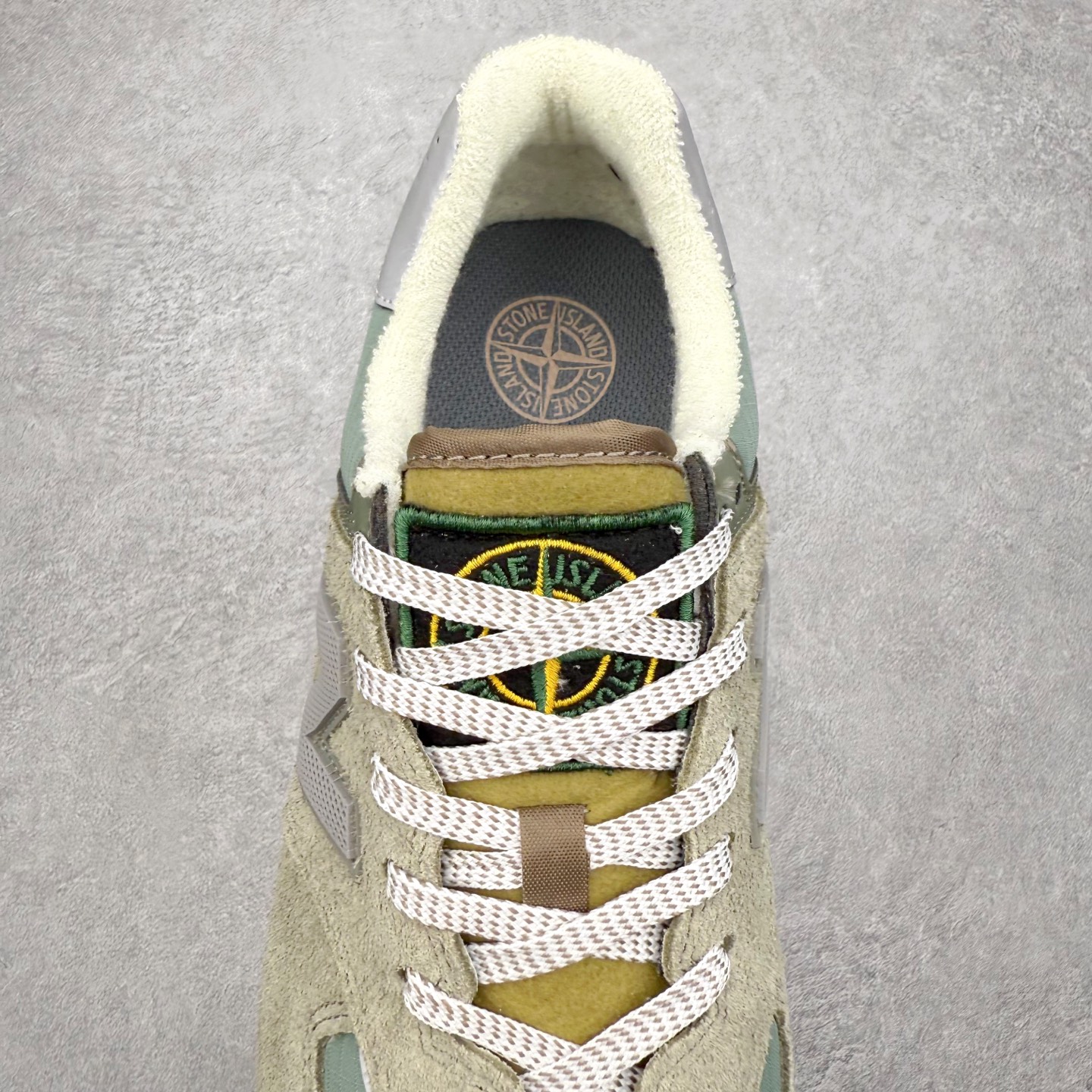 图片[5]-NB新百伦New Balance U574升级版系列低帮复古休闲运动慢跑鞋 新版NB574，妥妥美产既视感有木有。相较传统574，新版鞋跟及鞋面设计自带9系美产既视感！鞋面、内衬质感以及穿着体验更加！鞋型更流畅和饱满,鞋底增添了风格的多样化!底部升级橡胶颗粒大底,更防滑耐磨,上脚后感觉柔软且舒适。尺码：36 36.5 37.5 38 38.5 39.5 40 40.5 41.5 42 42.5 43 44 45-选品中心