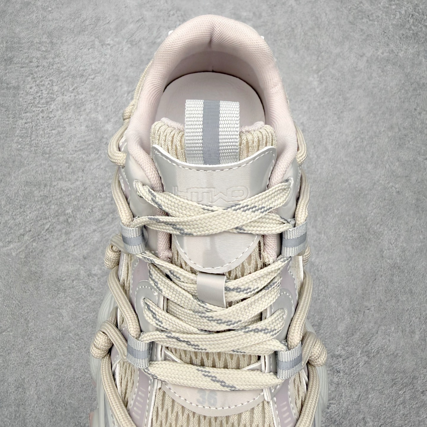 GG-CC赵露思2025新款厚底增高休闲运动老爹鞋系列 广东大厂出品 7CM厚底增高 星河粒子 银白粉色