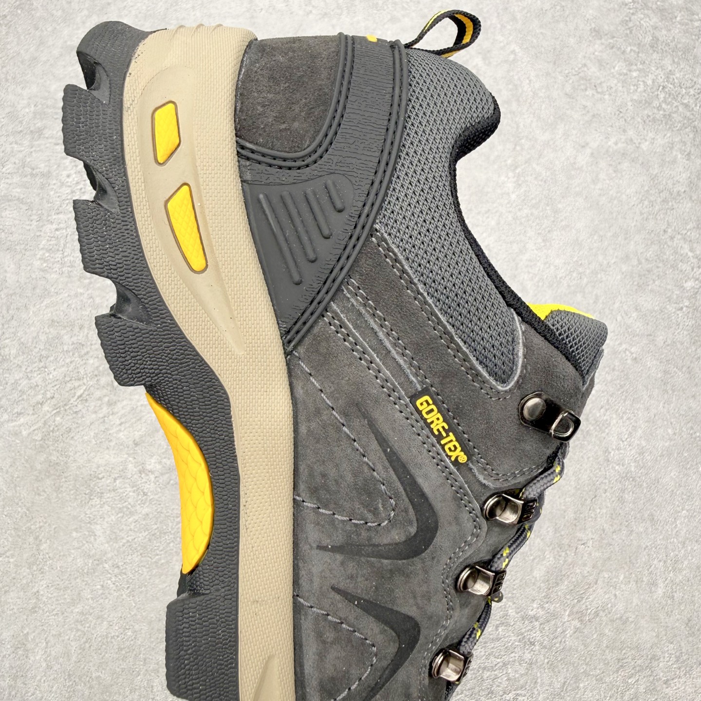 The North Face 北面乐斯菲斯户外运动休闲登山鞋越野徒步鞋 广东大厂品质 面料采用进口磨砂牛