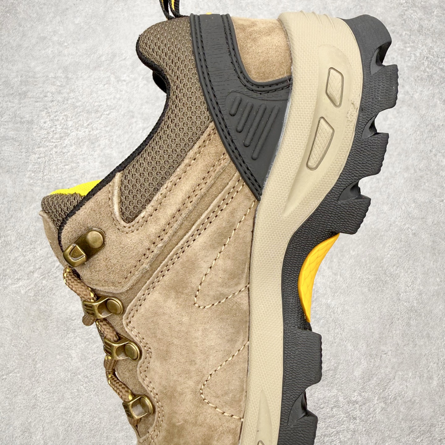 The North Face 北面乐斯菲斯户外运动休闲登山鞋越野徒步鞋 广东大厂品质 面料采用进口磨砂牛