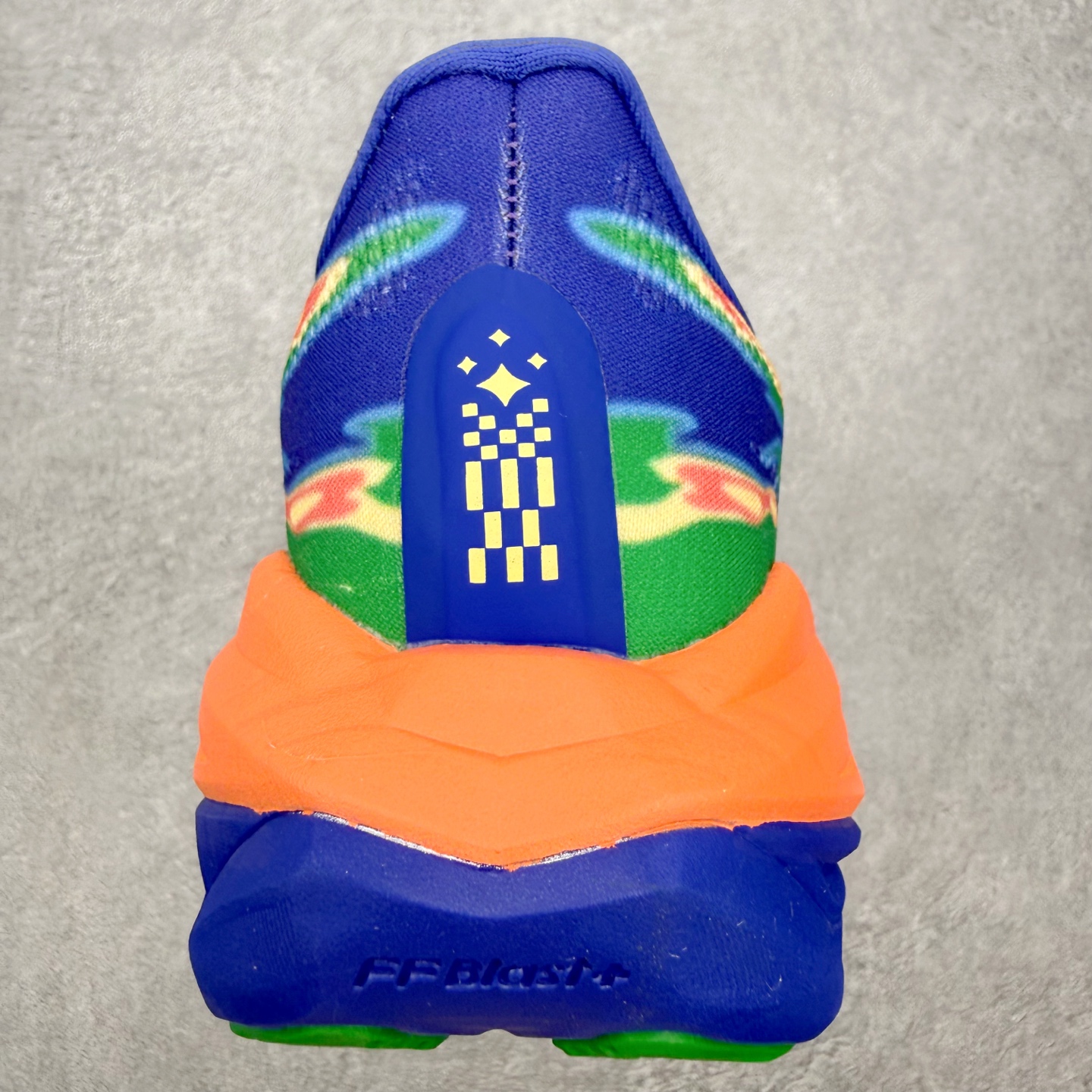 ASICS SUPERBLAST 3 舒适贴合回弹透气减震支撑跑步鞋 男女同款 Superblast 3