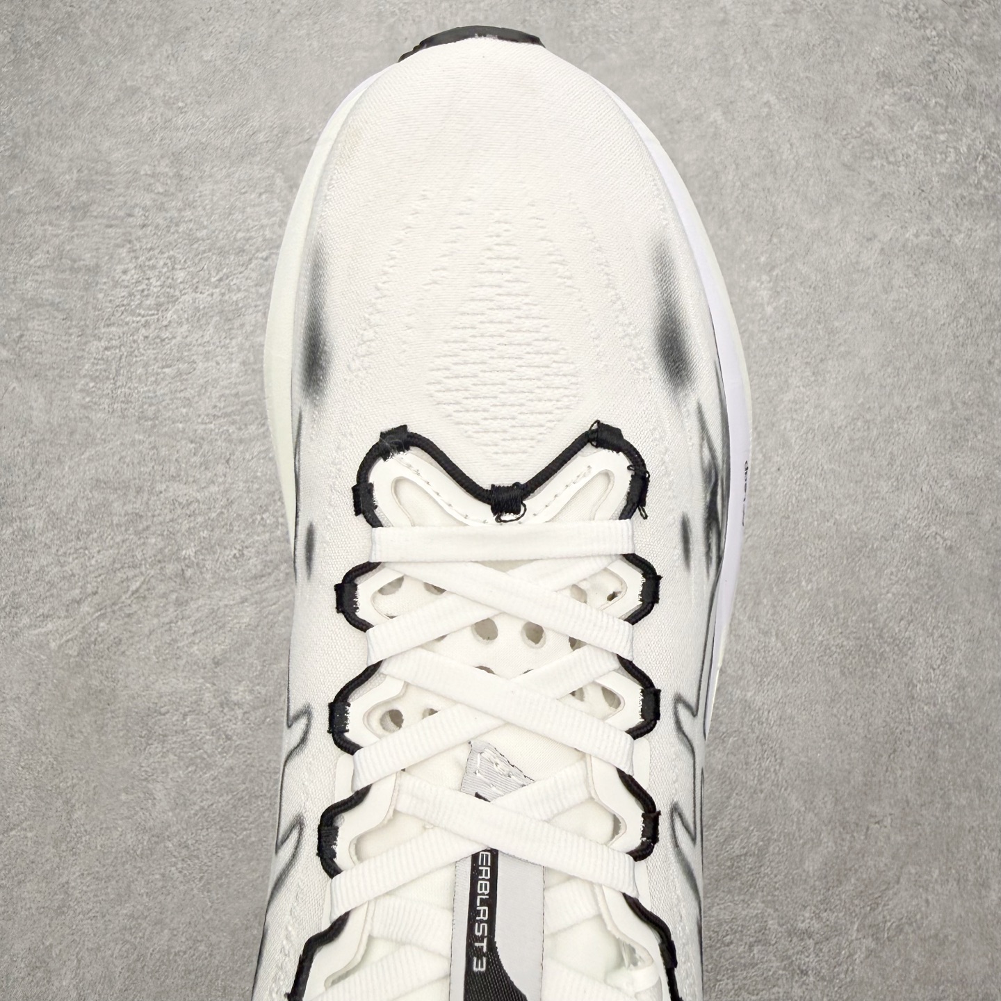 ASICS SUPERBLAST 3 舒适贴合回弹透气减震支撑跑步鞋 男女同款 Superblast 3