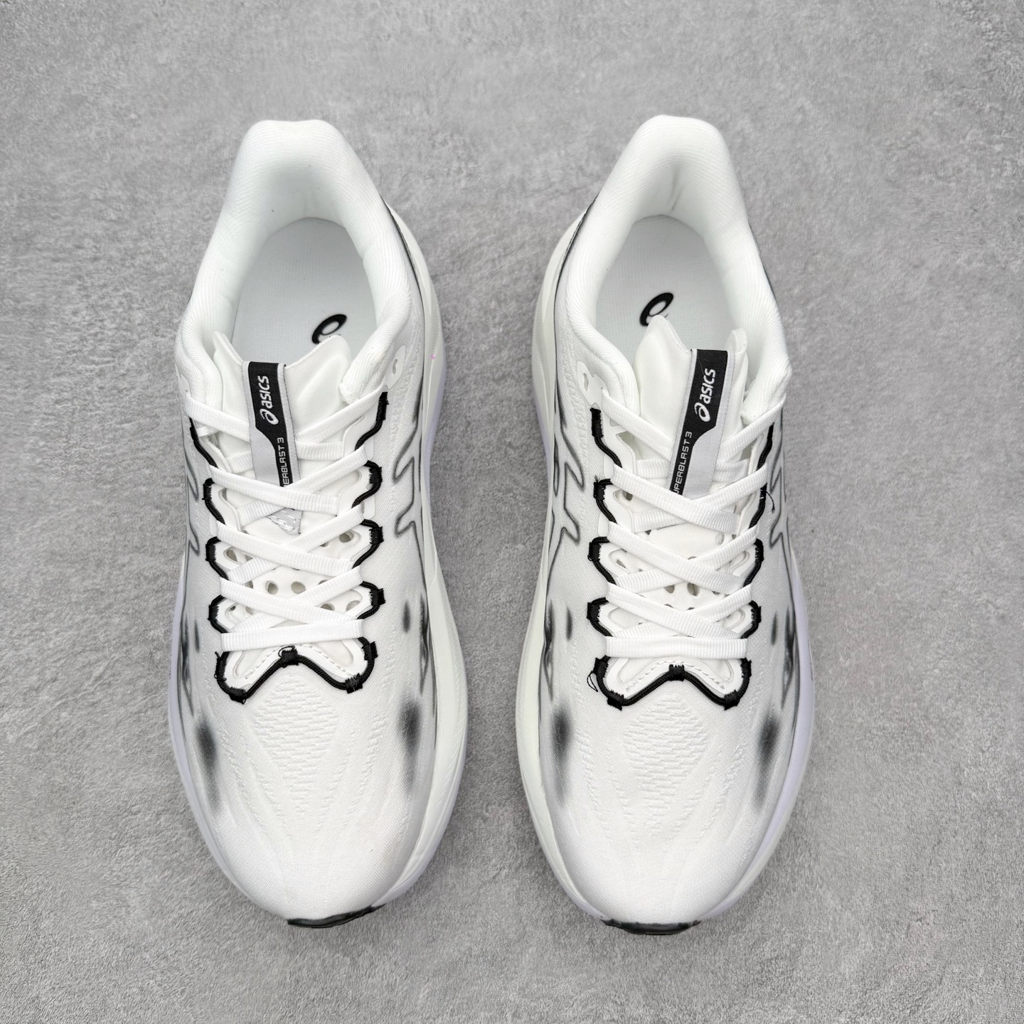 ASICS SUPERBLAST 3 舒适贴合回弹透气减震支撑跑步鞋 男女同款 Superblast 3