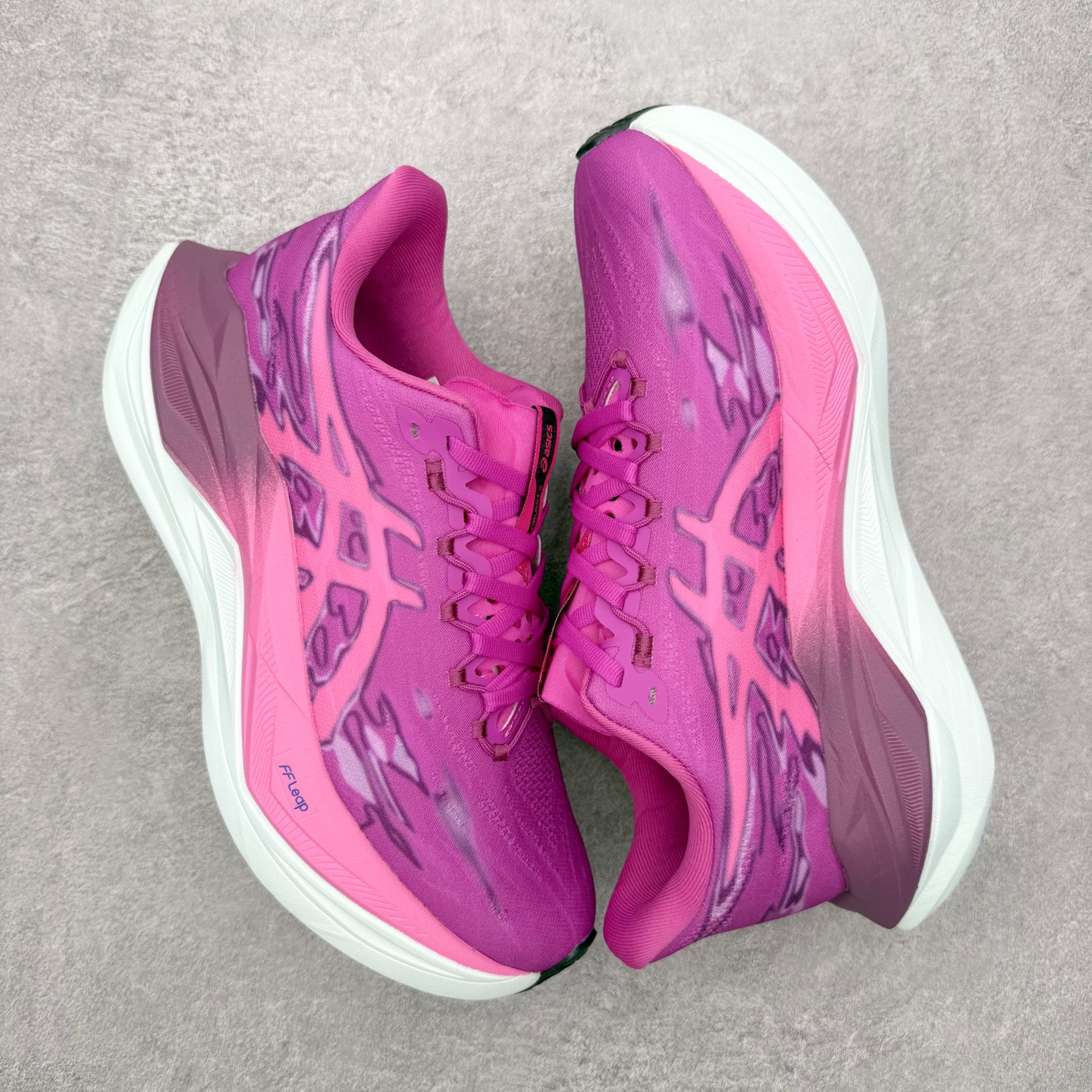 ASICS SUPERBLAST 3 舒适贴合回弹透气减震支撑跑步鞋 男女同款 Superblast 3