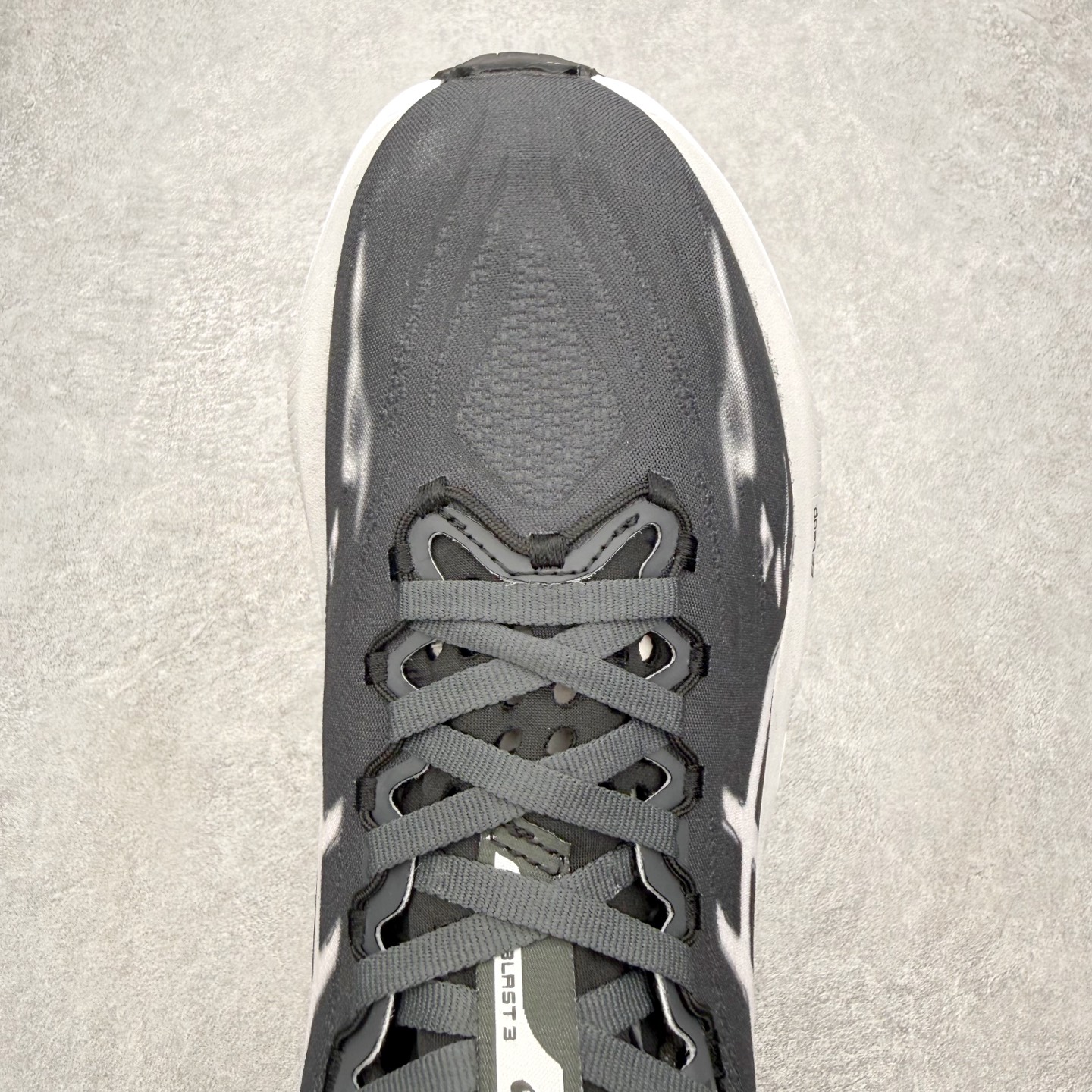 ASICS SUPERBLAST 3 舒适贴合回弹透气减震支撑跑步鞋 男女同款 Superblast 3