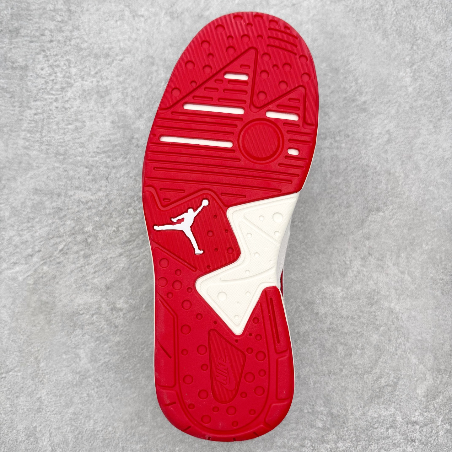 Jordan CMFT Era 时尚舒适 耐磨 低帮 复古篮球鞋 实拍调校N版已经零色差零失真 百分百还