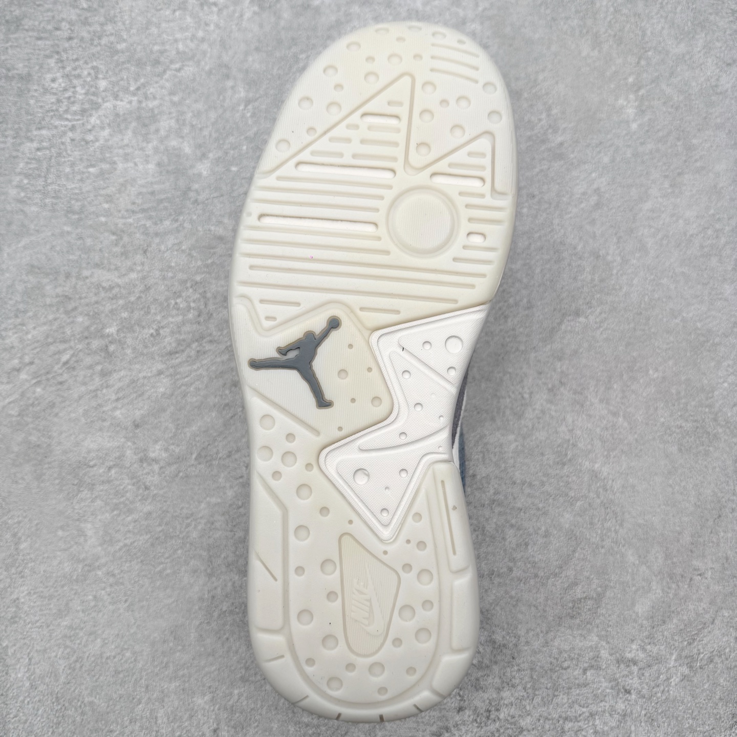 Jordan CMFT Era 时尚舒适 耐磨 低帮 复古篮球鞋 实拍调校N版已经零色差零失真 百分百还