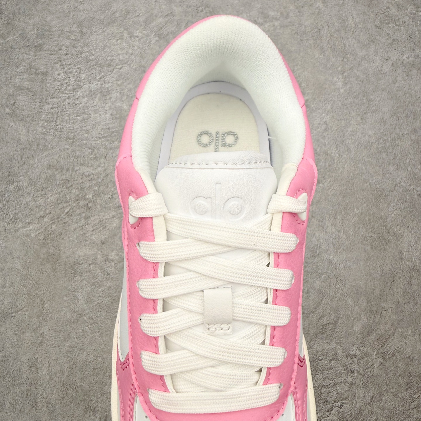 Alo yoga 易梦玲 Jisoo智秀 等多位明星同款上脚 主打各大平台外贸主推大厂采购原材料多处细节