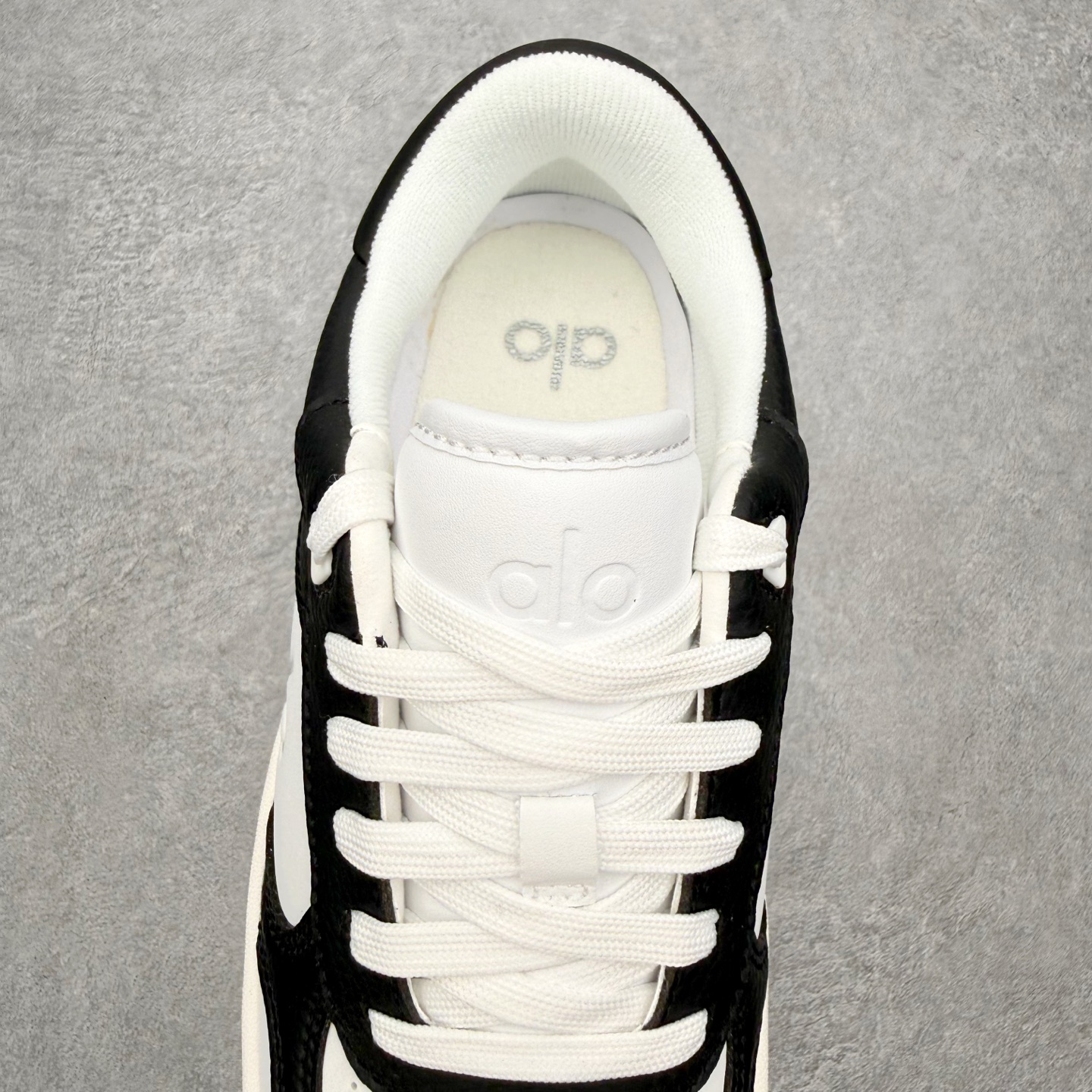 Alo yoga 易梦玲 Jisoo智秀 等多位明星同款上脚 主打各大平台外贸主推大厂采购原材料多处细节