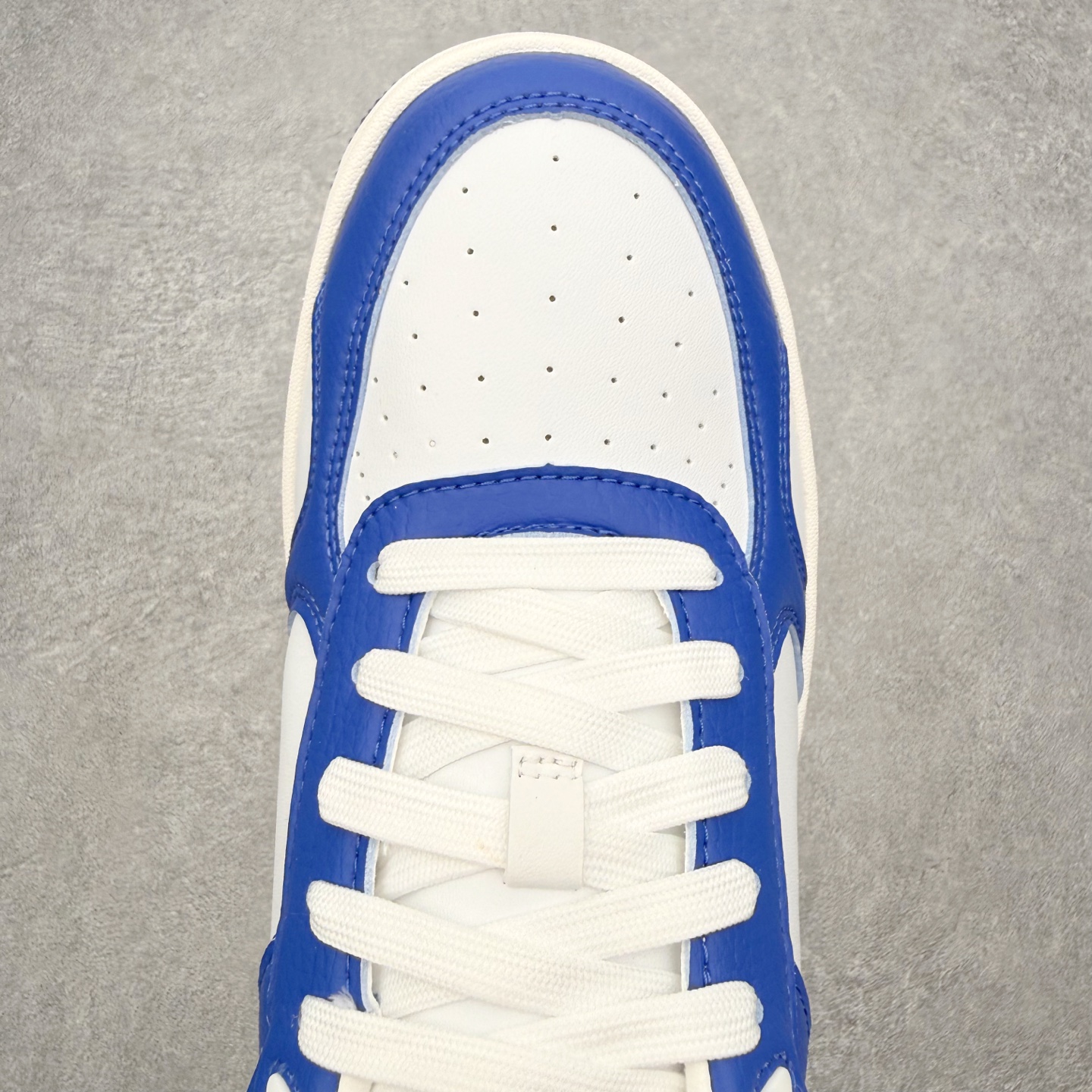 Alo yoga 易梦玲 Jisoo智秀 等多位明星同款上脚 主打各大平台外贸主推大厂采购原材料多处细节