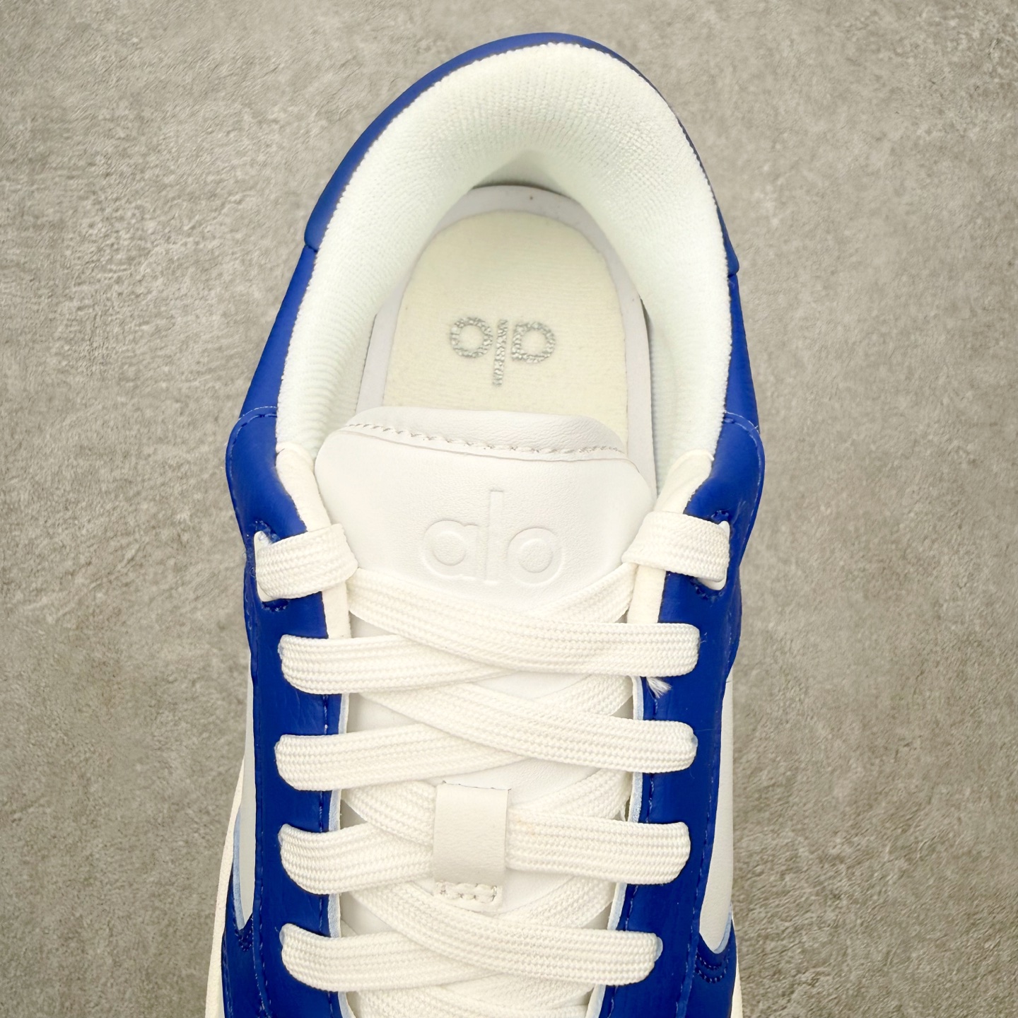 Alo yoga 易梦玲 Jisoo智秀 等多位明星同款上脚 主打各大平台外贸主推大厂采购原材料多处细节