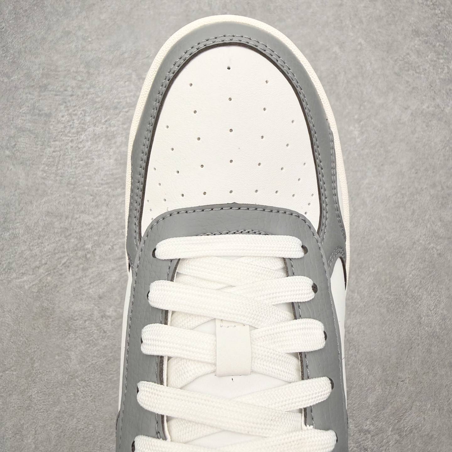 Alo yoga 易梦玲 Jisoo智秀 等多位明星同款上脚 主打各大平台外贸主推大厂采购原材料多处细节