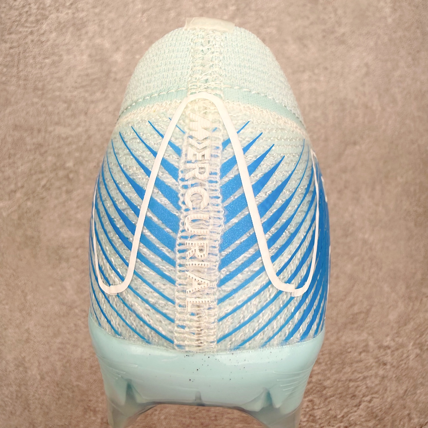 图片[8]-NK Mercurial Vapor Elite 刺客系列实战足球鞋 原代工厂出品 全进口机台生产设备 百分百采用优质原材料 严格按照工艺流程生产 确保每一双鞋都符合原厂标准 确保与原版无二 打造最纯粹的实战体验 高端的东西 品质全在细节里 全网品质最强足球鞋 没有之一（支持高强度实战）尺码：35 36 36.5 37.5 38 38.5 39 40 40.5 41 42 42.5 43 44 44.5 45-选品中心