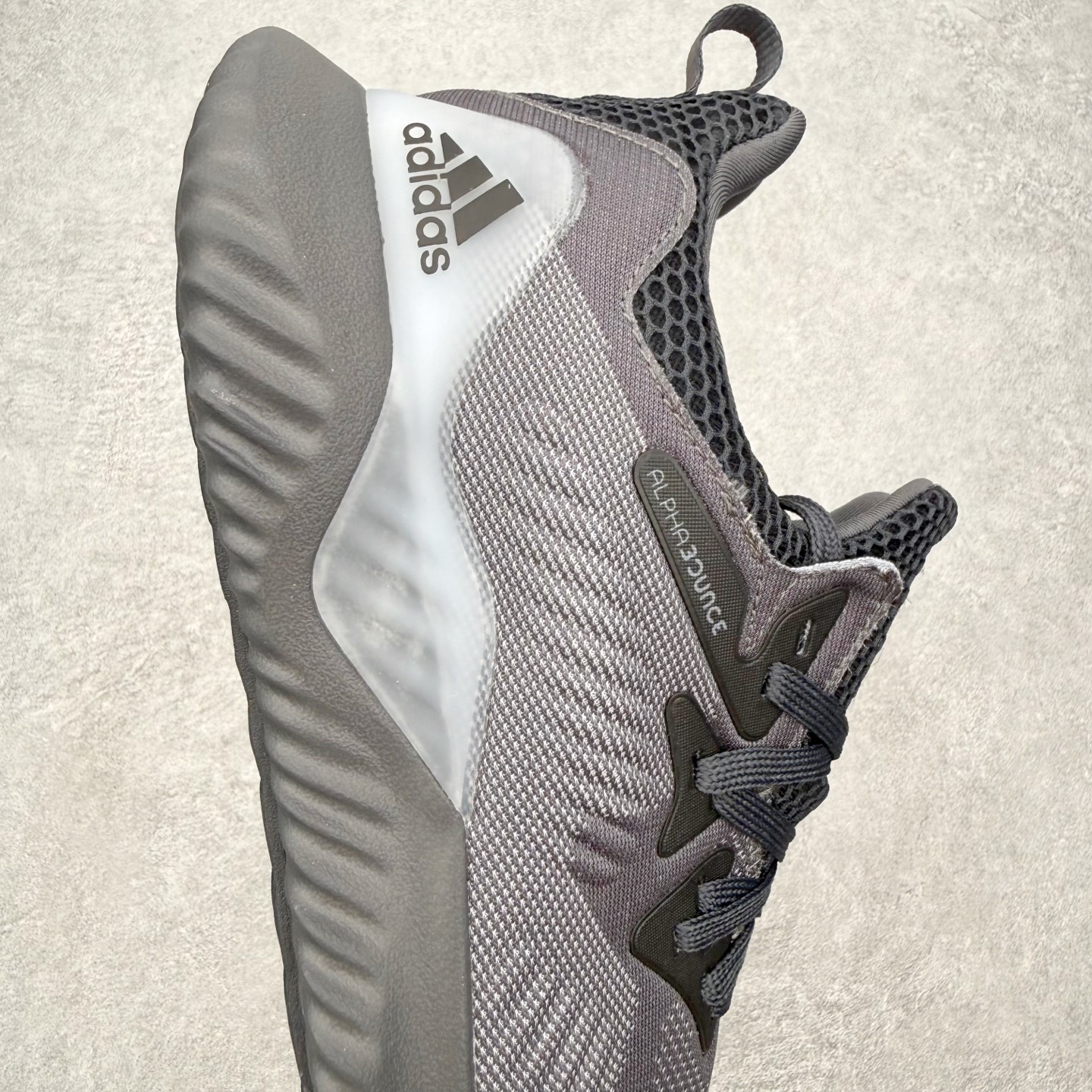 图片[6]-AD AlphaBounce HPC AMS 3M反光 阿尔法三代Bouncetm中底与Forged Mesh 热融合多层绒布的结合 外加马牌大底 原盒市售最高版本 附带官方防水袋 尺码：36 36.5 37.5 38 38.5 39 40 40.5 41 42 42.5 43 44 45-选品中心