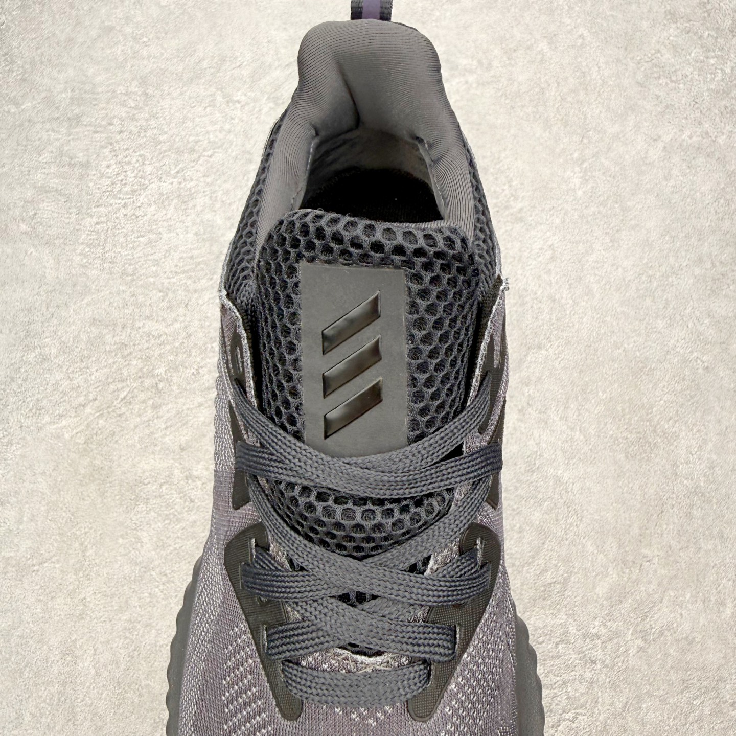 图片[5]-AD AlphaBounce HPC AMS 3M反光 阿尔法三代Bouncetm中底与Forged Mesh 热融合多层绒布的结合 外加马牌大底 原盒市售最高版本 附带官方防水袋 尺码：36 36.5 37.5 38 38.5 39 40 40.5 41 42 42.5 43 44 45-选品中心