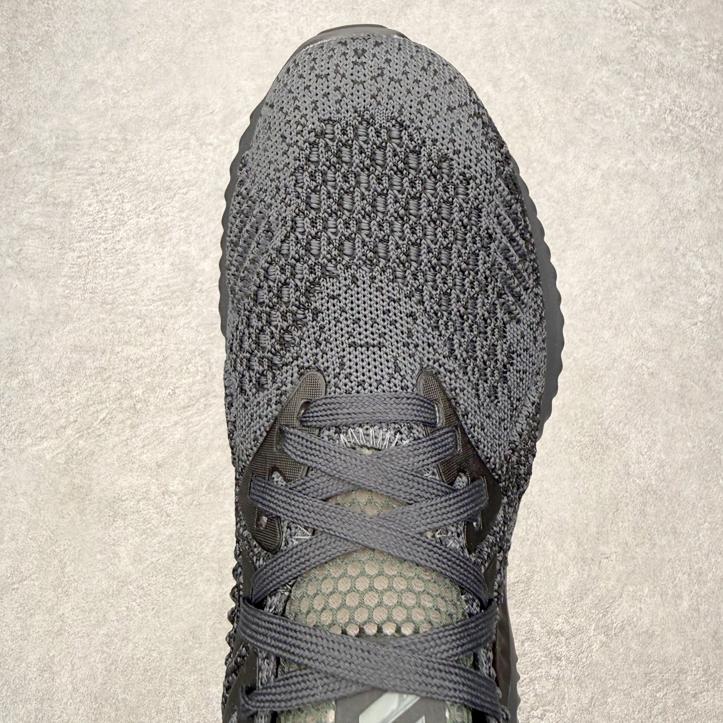 图片[4]-AD AlphaBounce HPC AMS 3M反光 阿尔法三代Bouncetm中底与Forged Mesh 热融合多层绒布的结合 外加马牌大底 原盒市售最高版本 附带官方防水袋 尺码：36 36.5 37.5 38 38.5 39 40 40.5 41 42 42.5 43 44 45-选品中心