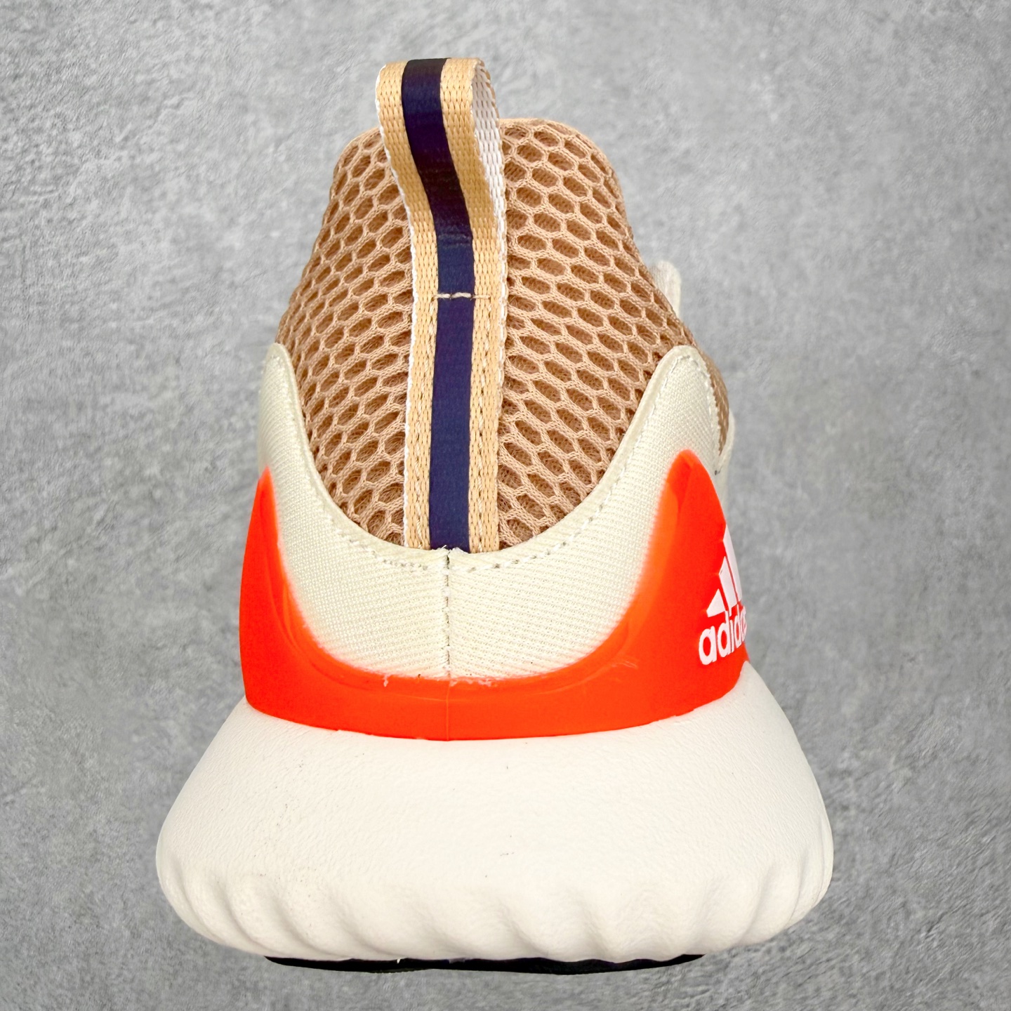 图片[8]-AD AlphaBounce HPC AMS 3M反光 阿尔法三代Bouncetm中底与Forged Mesh 热融合多层绒布的结合 外加马牌大底 原盒市售最高版本 附带官方防水袋 尺码：36 36.5 37.5 38 38.5 39 40 40.5 41 42 42.5 43 44 45-选品中心