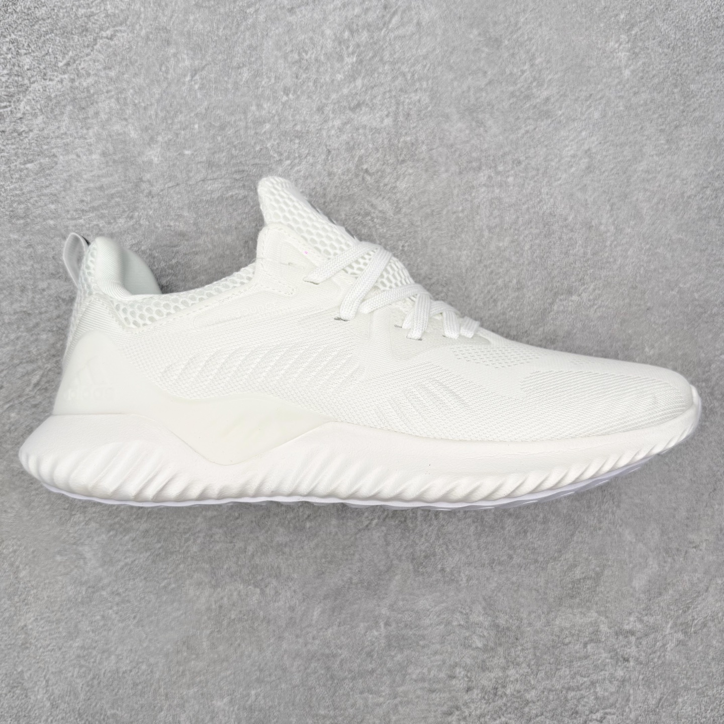 图片[7]-AD AlphaBounce HPC AMS 3M反光 阿尔法三代Bouncetm中底与Forged Mesh 热融合多层绒布的结合 外加马牌大底 原盒市售最高版本 附带官方防水袋 尺码：36 36.5 37.5 38 38.5 39 40 40.5 41 42 42.5 43 44 45-选品中心