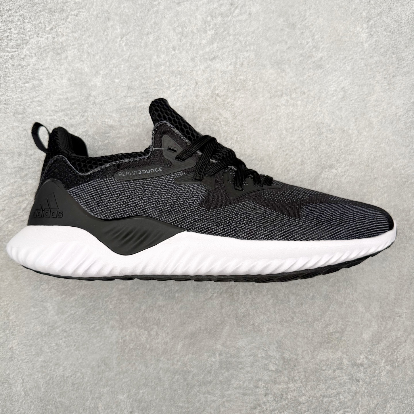 图片[6]-AD AlphaBounce HPC AMS 3M反光 阿尔法三代Bouncetm中底与Forged Mesh 热融合多层绒布的结合 外加马牌大底 原盒市售最高版本 附带官方防水袋 尺码：36 36.5 37.5 38 38.5 39 40 40.5 41 42 42.5 43 44 45-选品中心