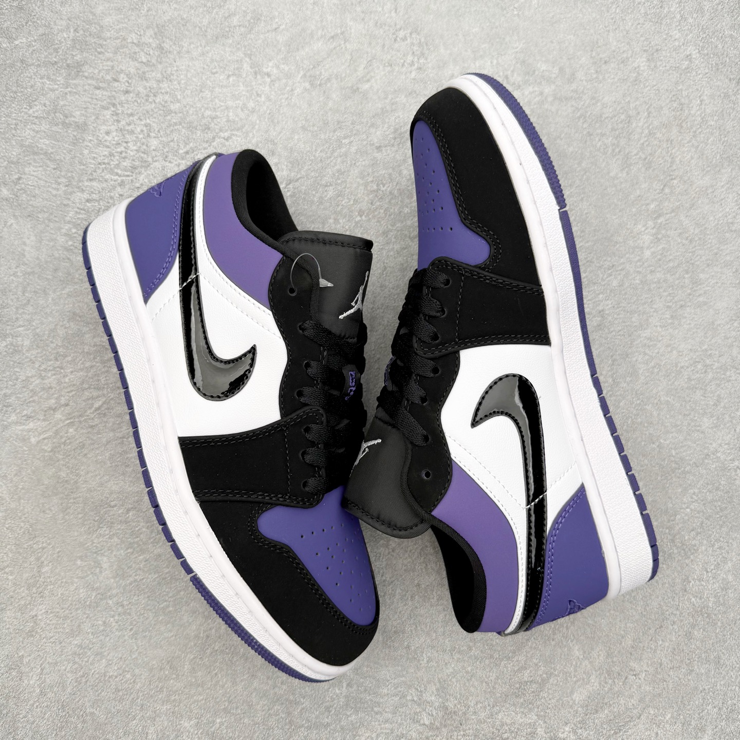 图片[3]-＃MG版 Air Jordan AJ1 Low 低帮系列 超性价比单品 平台直播间特供 百分百全新货品 零氧化发霉 给足利润空间操作 超乎所想的高性价比 原装楦头纸板开发 完美鞋型 超高清洁度 鞋型不臃肿别扭 原厂内置全掌气垫 A模大底 鞋舌AJ原厂专用牛津布 AJ专用反口珍珠布 原厂无杂质高弹内里海棉 特殊封边弹力鞋带 原鞋开模 拒绝公底 购置公司同步原材料 都有细节原汁原味 忠于原版 尺码：36 36.5 37.5 38 38.5 39 40 40.5 41 42 42.5 43 44 44.5 45 46-选品中心