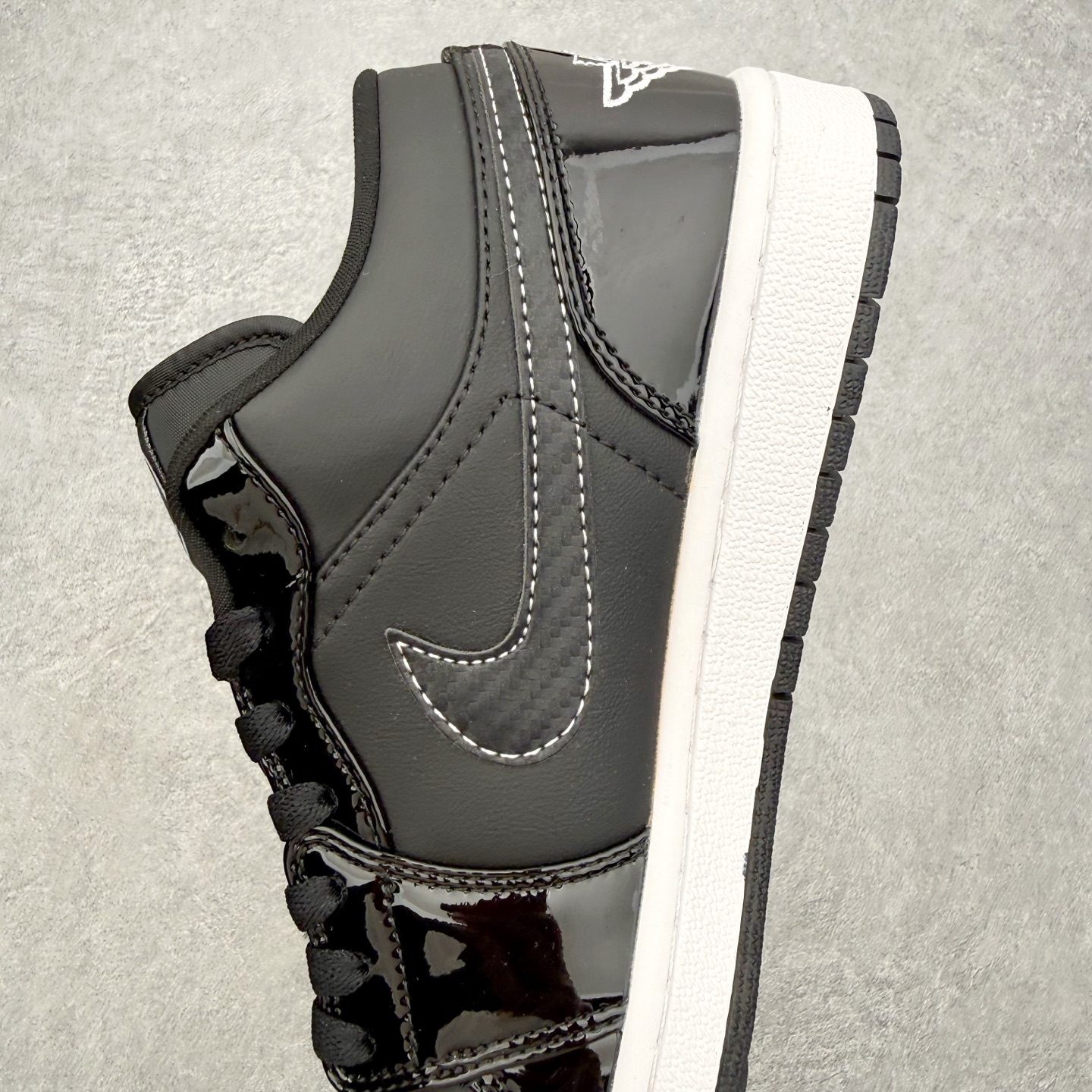图片[7]-＃MG版 Air Jordan AJ1 Low 低帮系列 超性价比单品 平台直播间特供 百分百全新货品 零氧化发霉 给足利润空间操作 超乎所想的高性价比 原装楦头纸板开发 完美鞋型 超高清洁度 鞋型不臃肿别扭 原厂内置全掌气垫 A模大底 鞋舌AJ原厂专用牛津布 AJ专用反口珍珠布 原厂无杂质高弹内里海棉 特殊封边弹力鞋带 原鞋开模 拒绝公底 购置公司同步原材料 都有细节原汁原味 忠于原版 尺码：36 36.5 37.5 38 38.5 39 40 40.5 41 42 42.5 43 44 44.5 45 46-选品中心